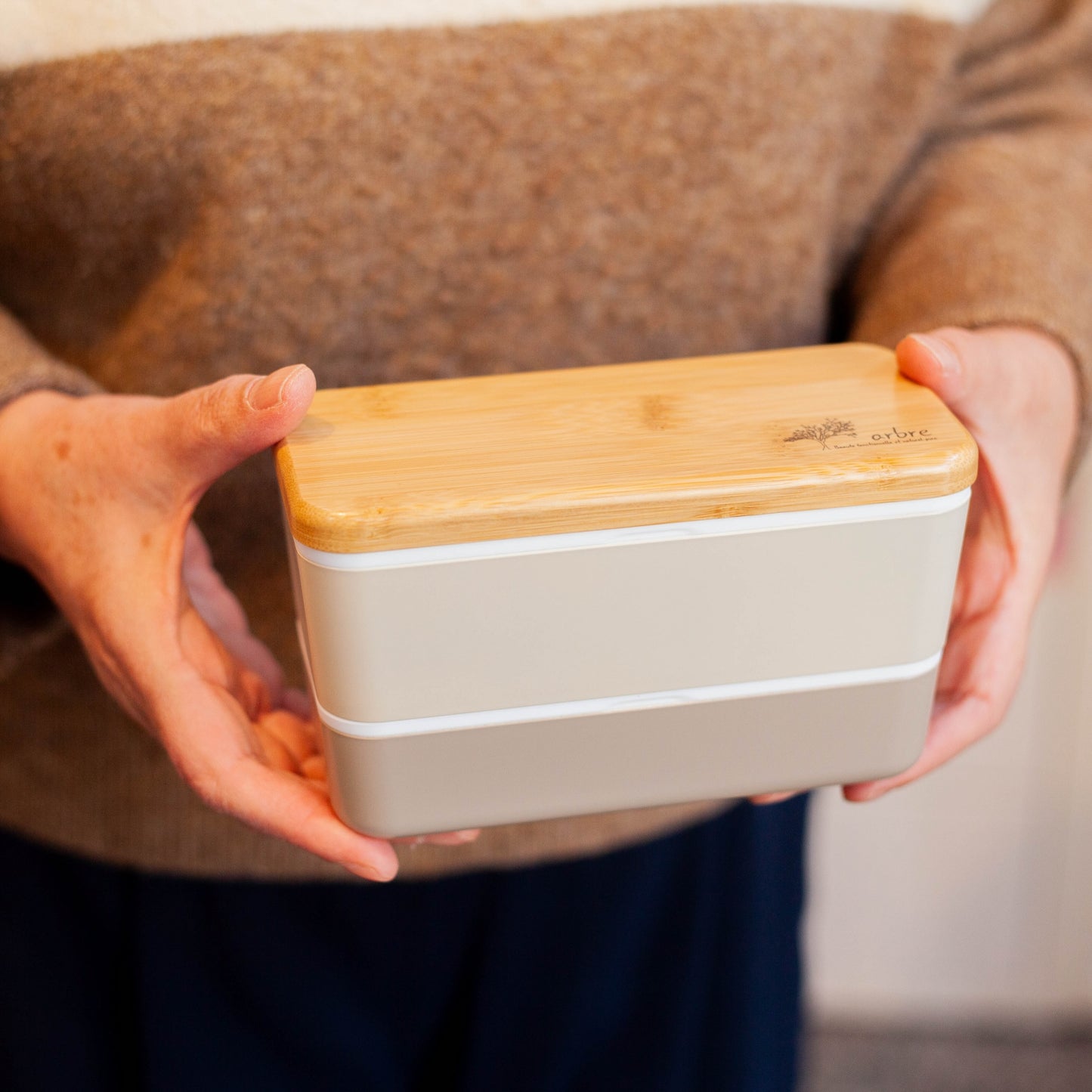 Arbre Compact Two-Tier Rectangular Bento Box | Beige (730ml)