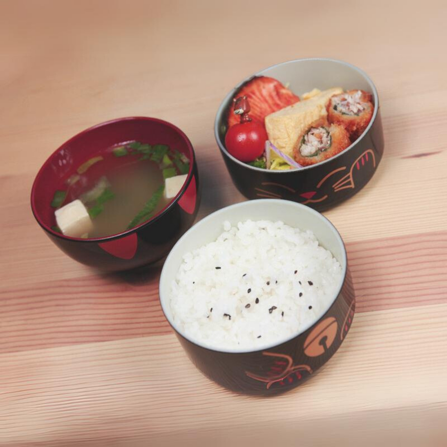 Kokeshi Bento | Maneki-Neko White 640mL