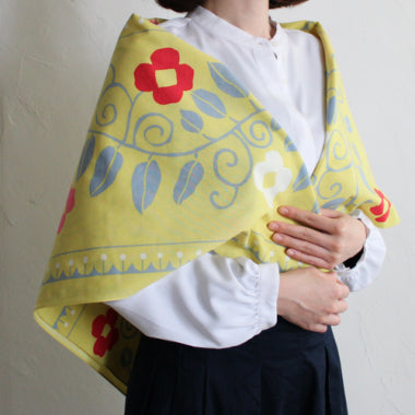 Aquadrop Water-Repellent Organic Cotton Furoshiki 100cm | Floral Arabesque Yellow