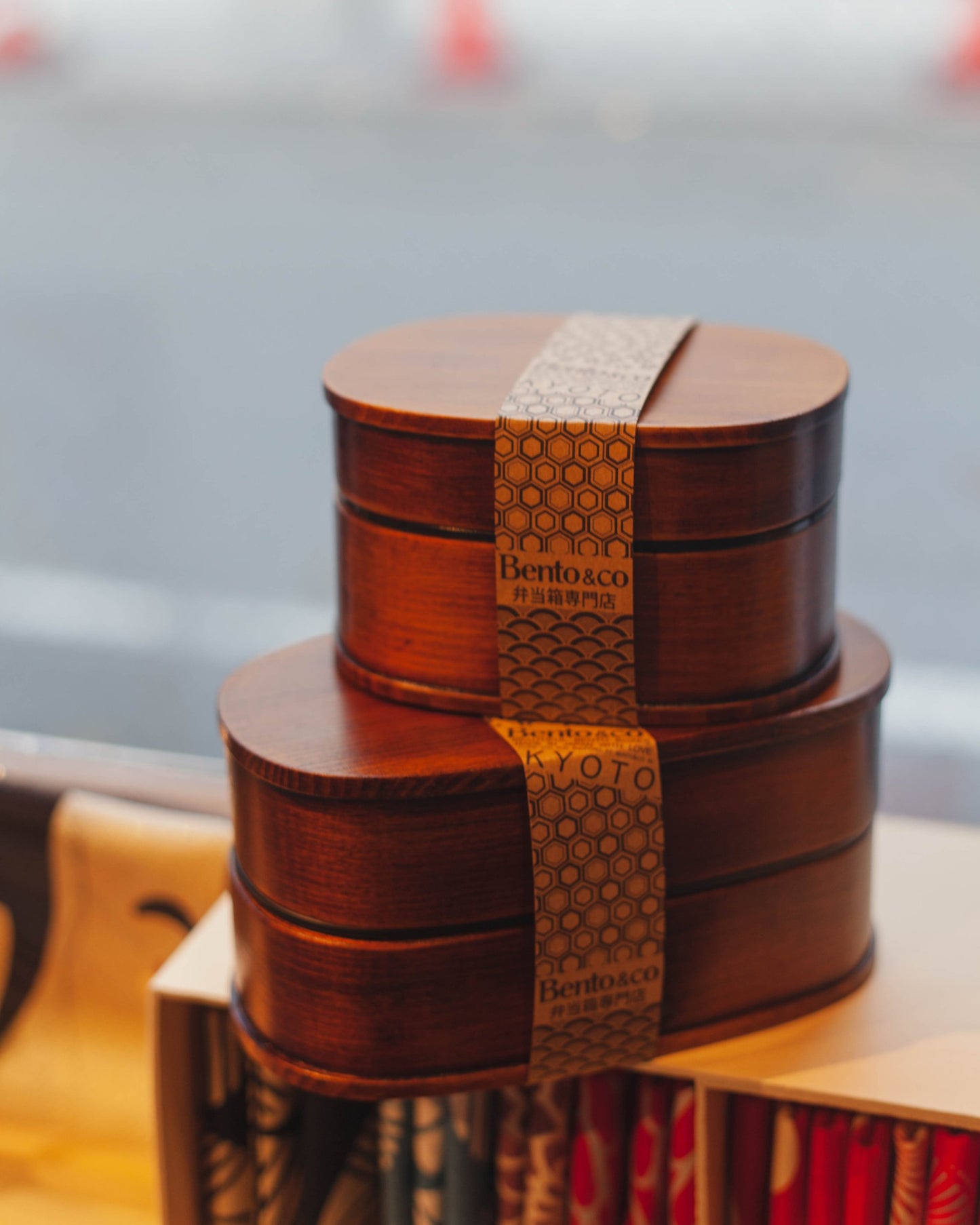 Suri Urushi Large Bento Box (880mL)