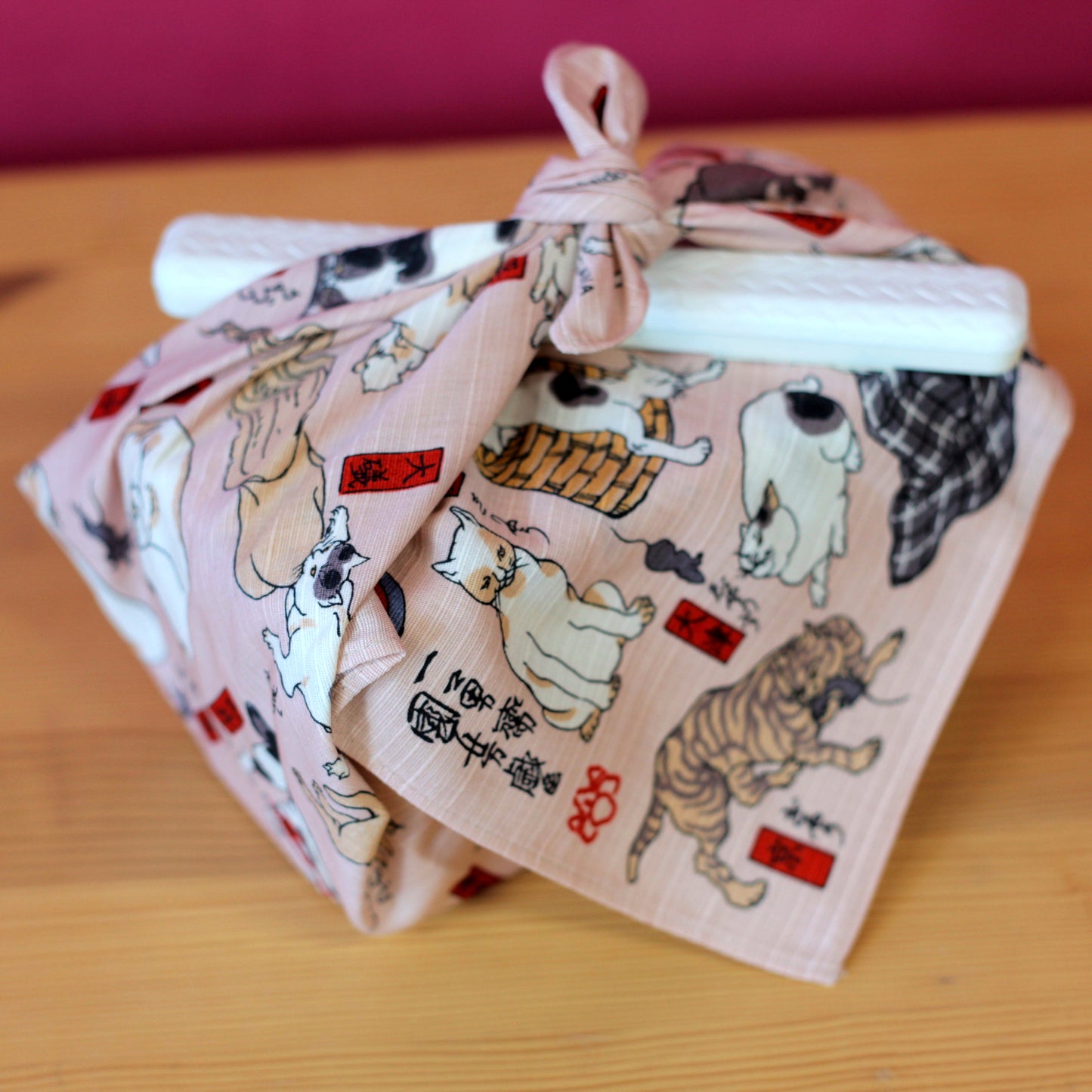 Arte Furoshiki 48cm | Gatos que muestran las cincuenta y tres estaciones del Tokaido