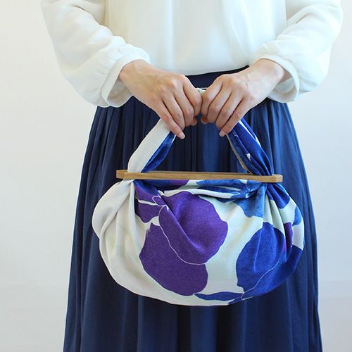 Koetsu Chirimen Furoshiki 70cm | Kaki Tsubata