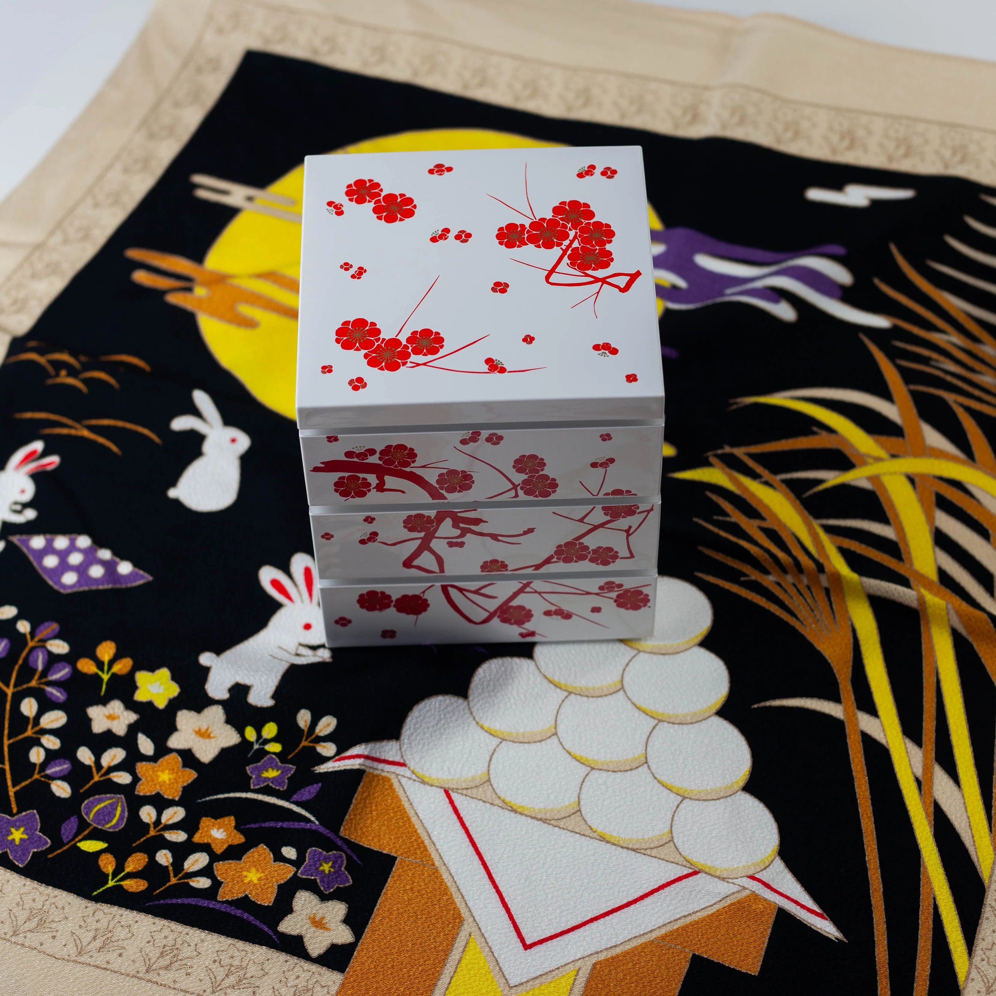 Saijiki Furoshiki 68cm | O Tsukimi