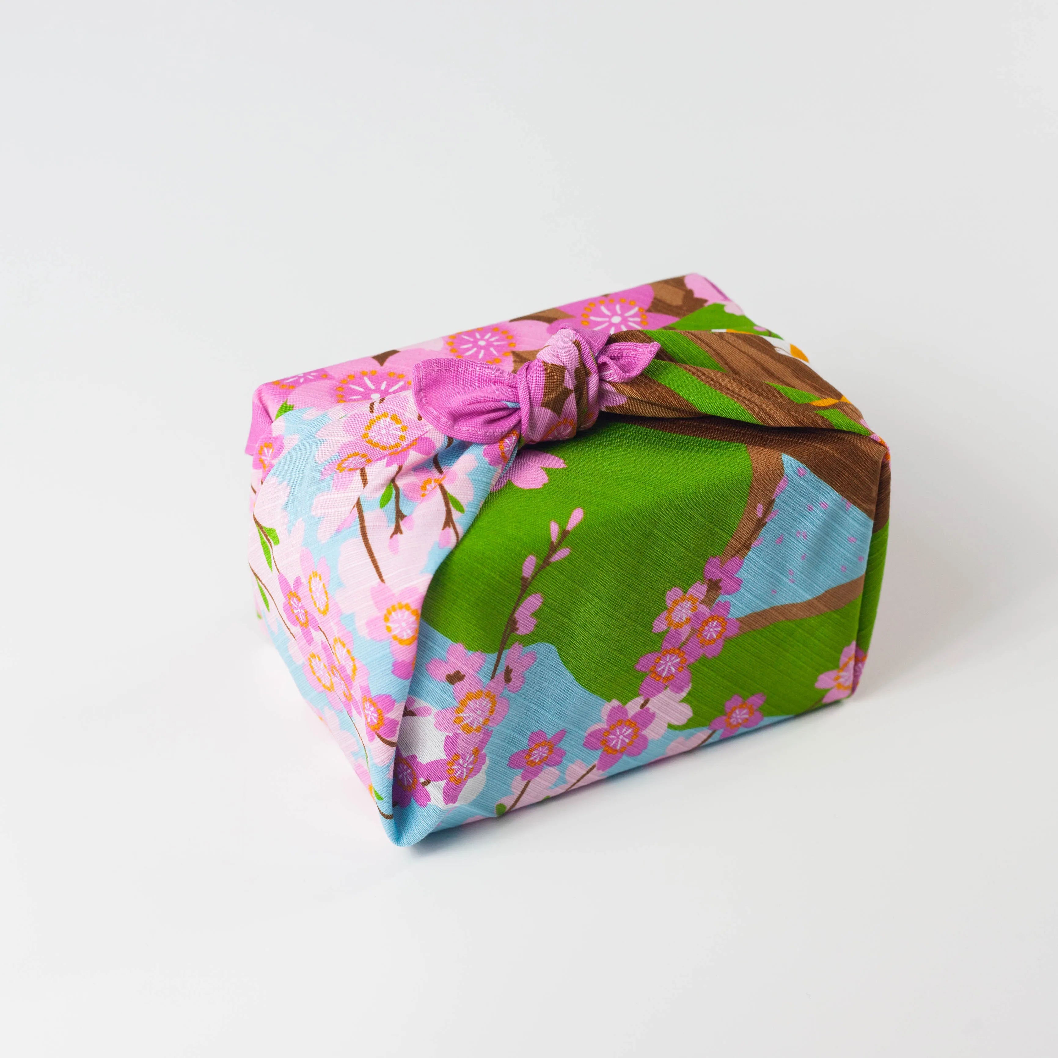 Mikeneko Sakura Furoshiki 50cm