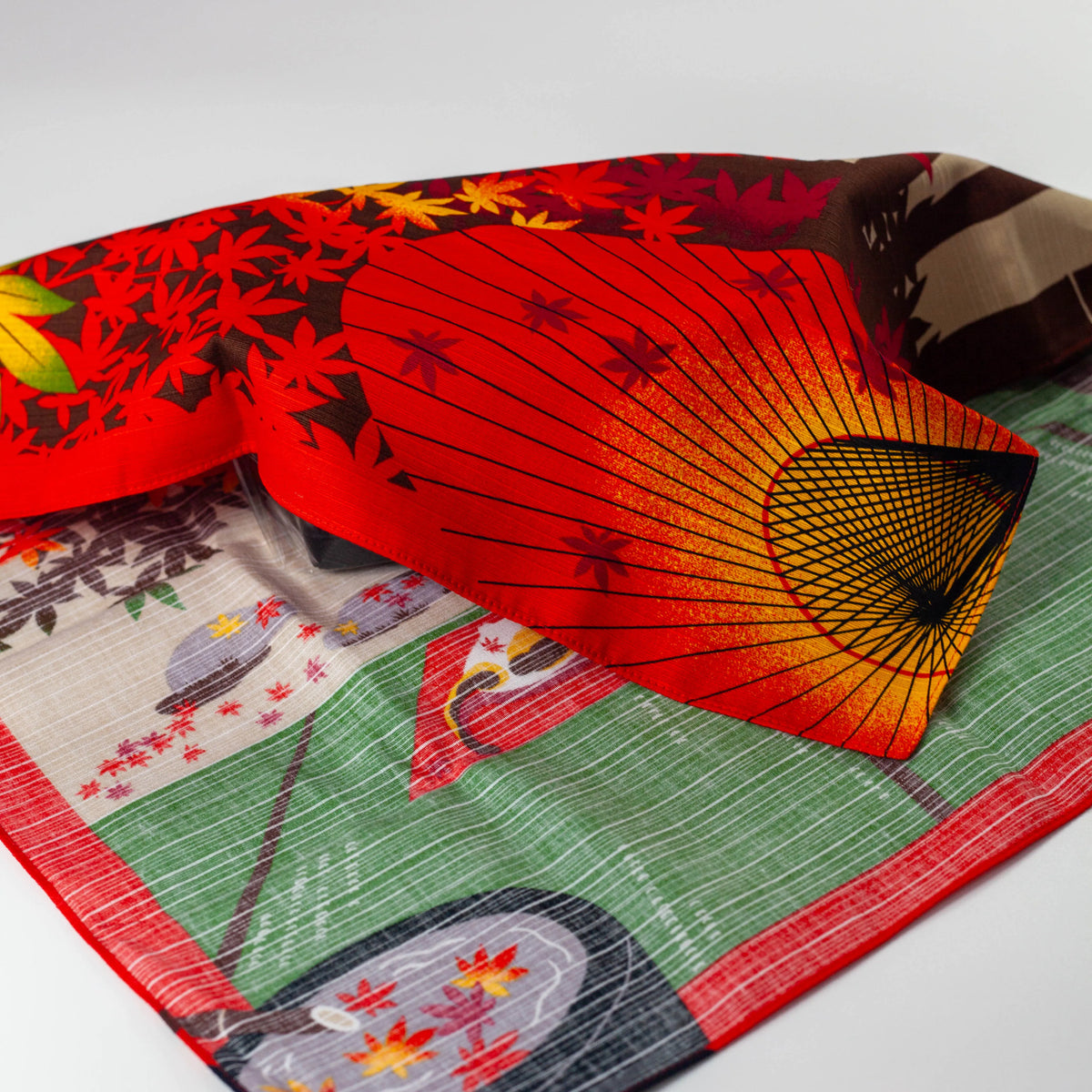 Mikeneko Momiji Furoshiki 50cm