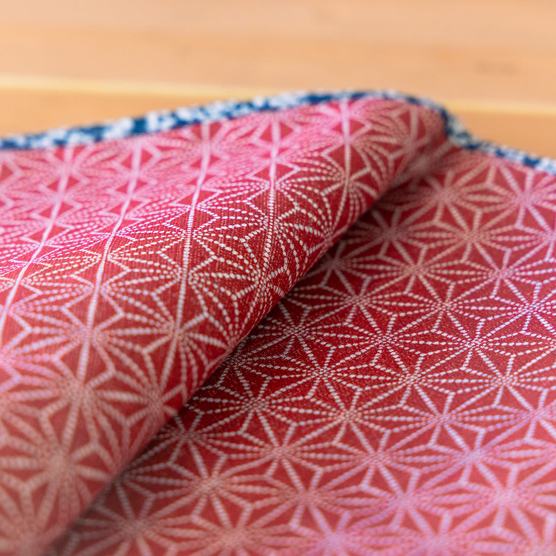 Furoshiki de doble cara de 50 cm | Asanoha Sakura azul marino y rojo