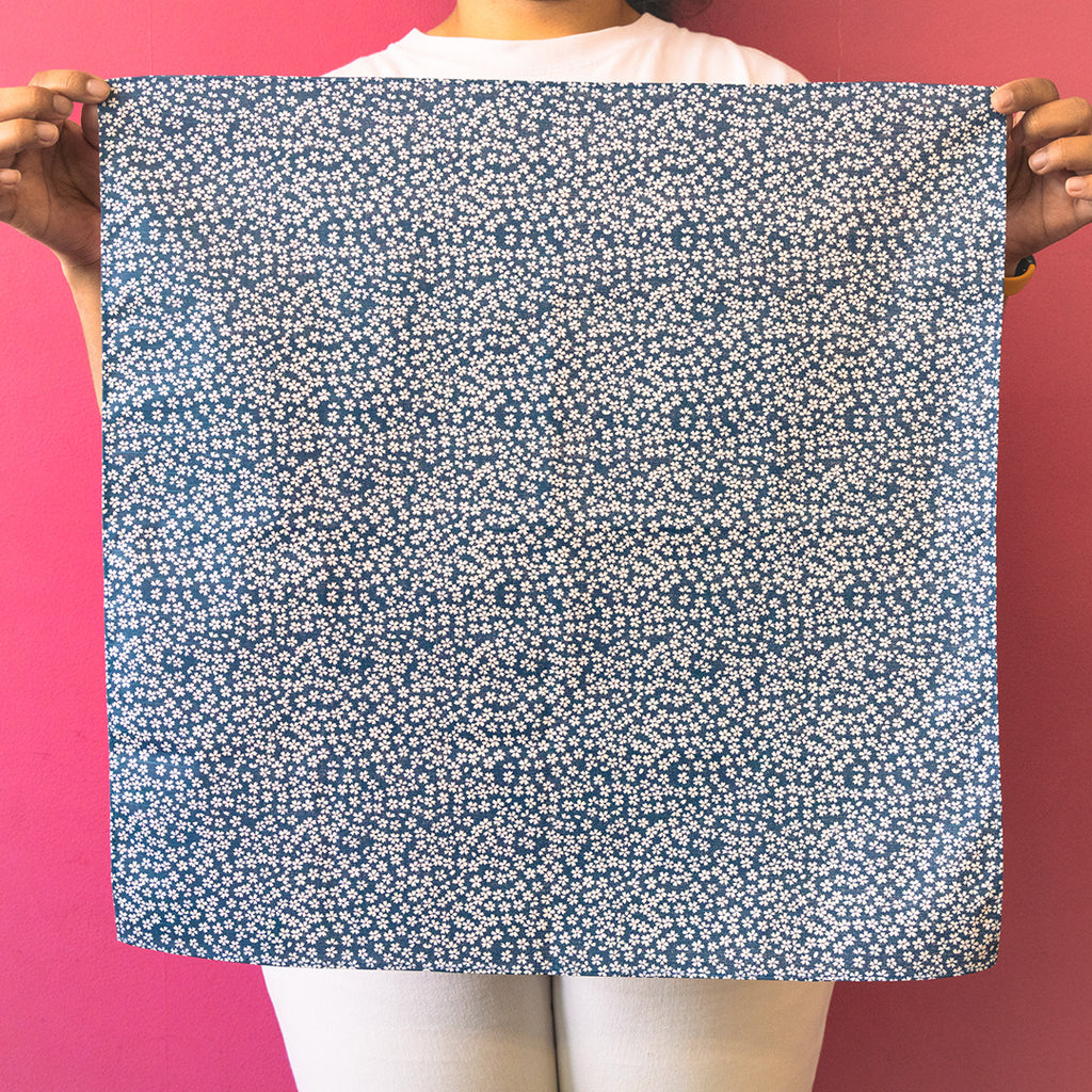Furoshiki de doble cara de 50 cm | Asanoha Sakura azul marino y rojo