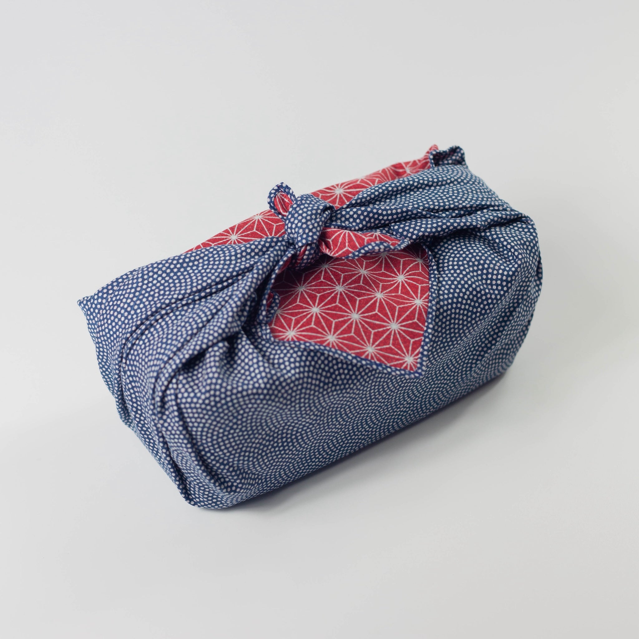 Doppelseitiges Furoshiki 50cm | Asanoha Nami Marineblau &amp; Rot