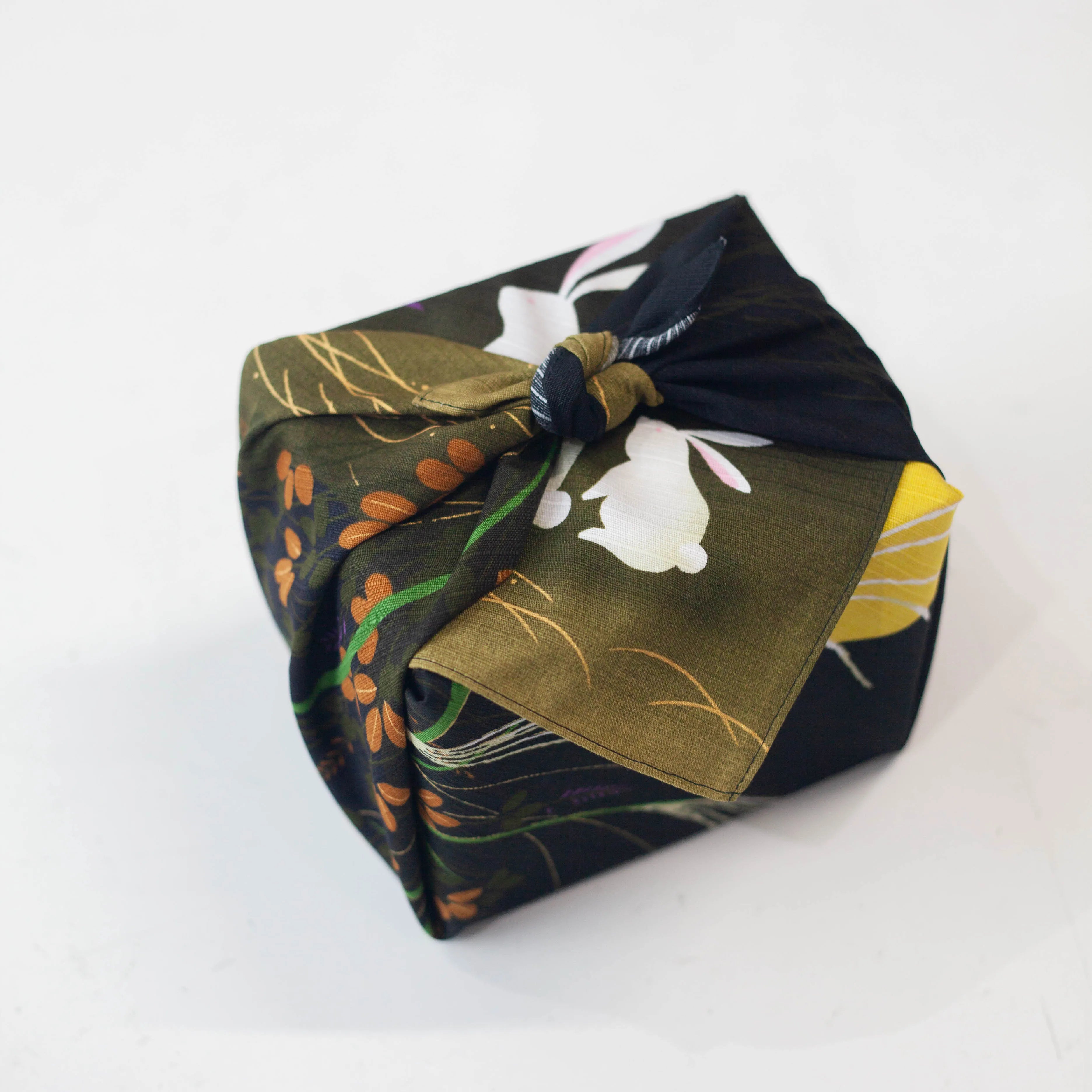 Saijiki Furoshiki 50cm | O Tsukimi