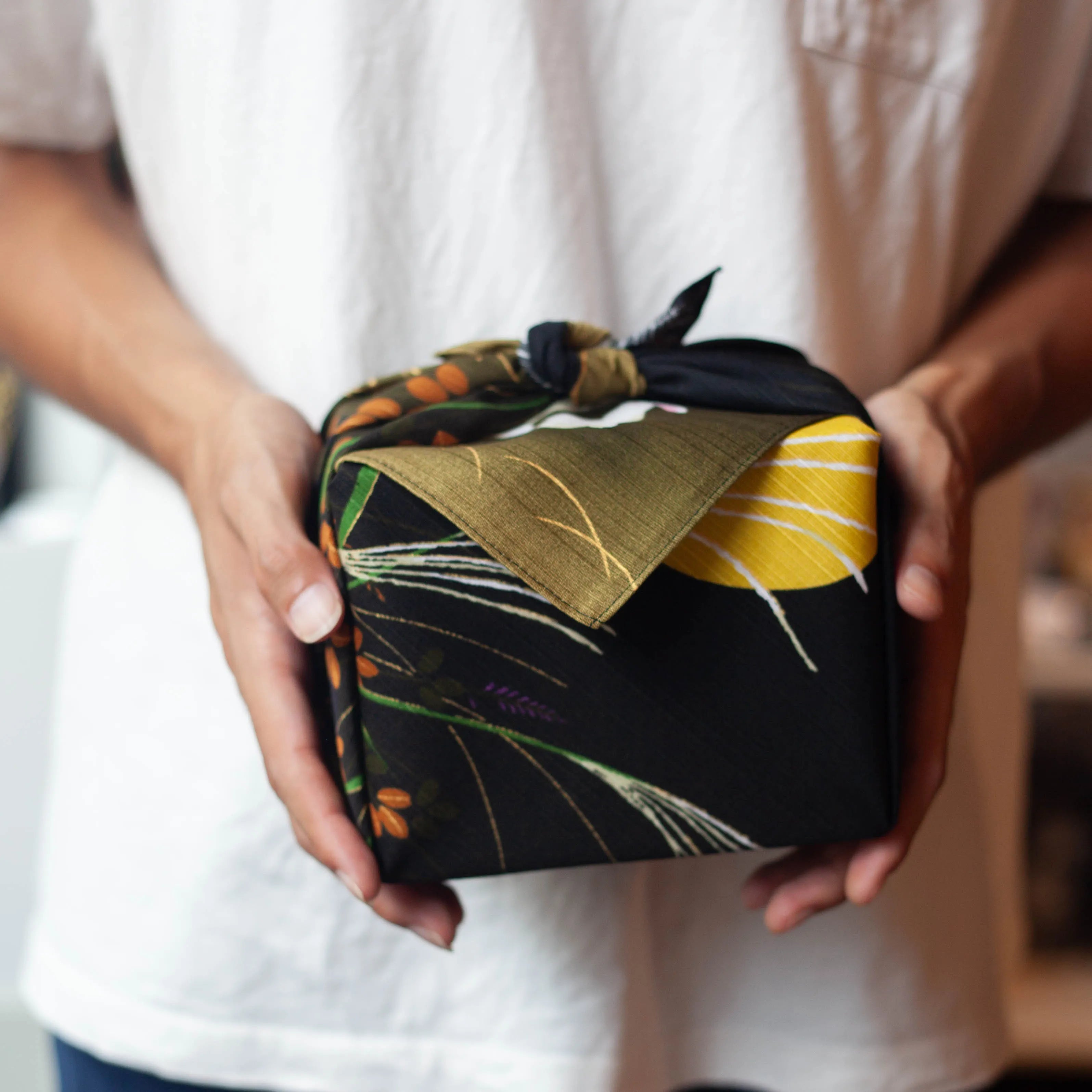 Saijiki Furoshiki 50cm | O Tsukimi