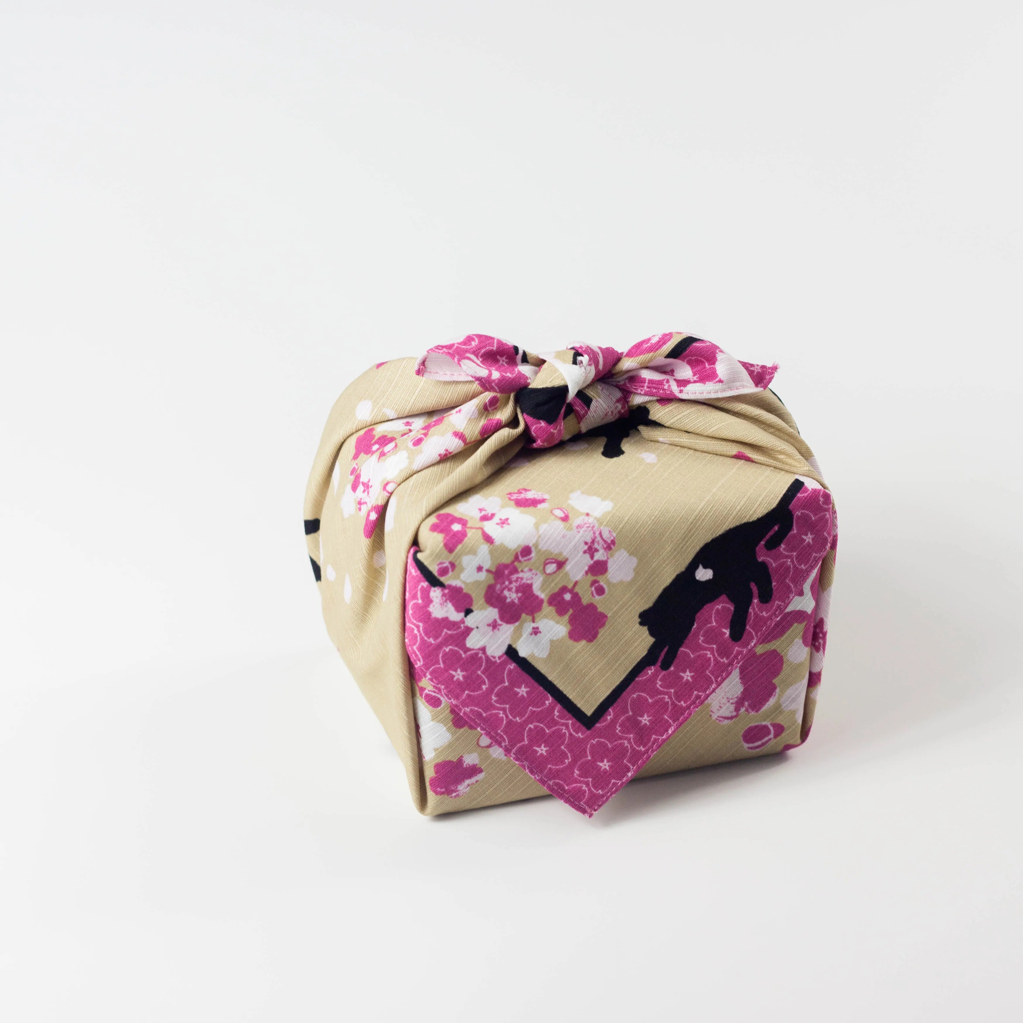 Sakura Yuho Neko Furoshiki 50cm