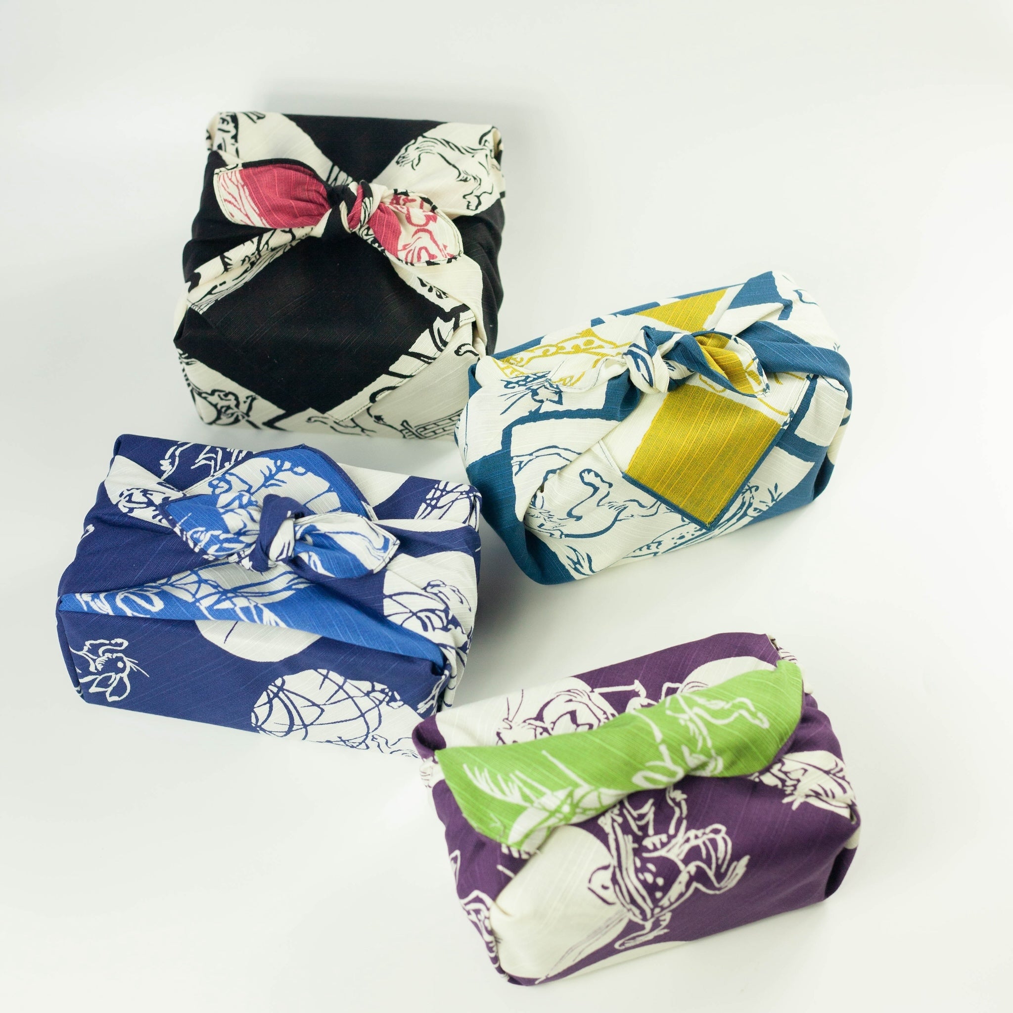 Chojyugiga Reversible Furoshiki 50cm | Purple & Green