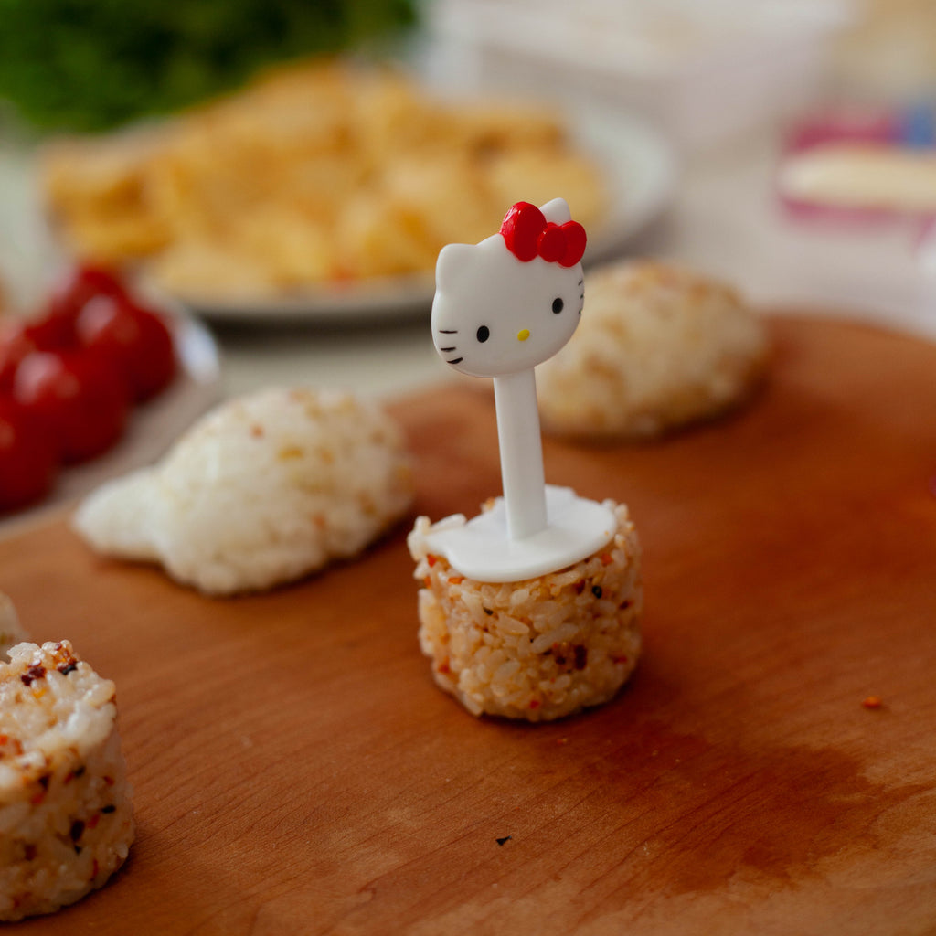 Hello Kitty Onigiri Mold Set