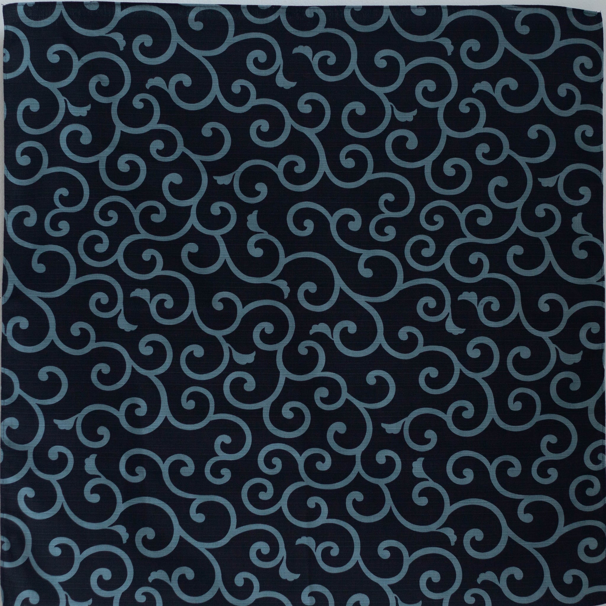 Karakusa Furoshiki 50cm