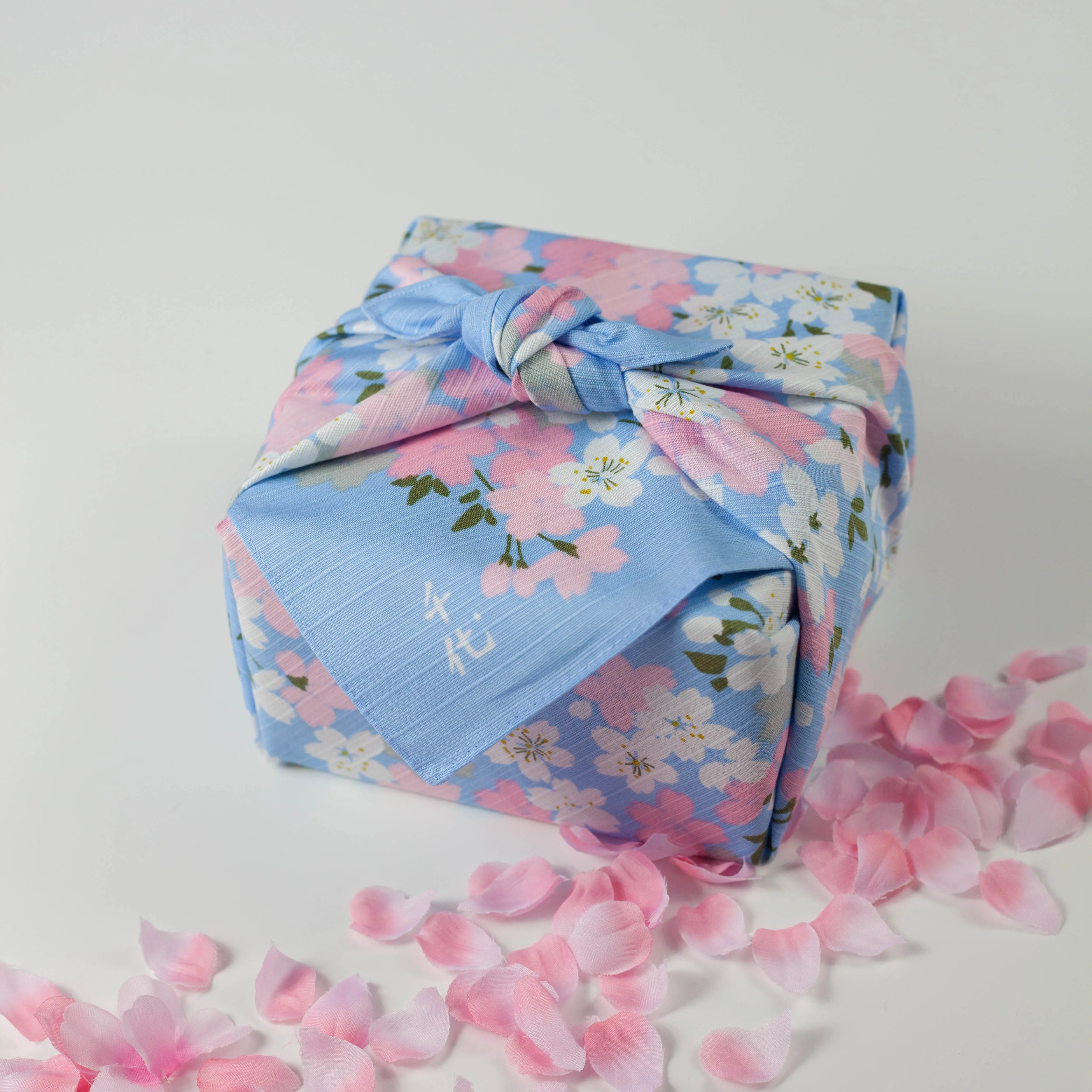 Sakura no Sono Furoshiki 50cm