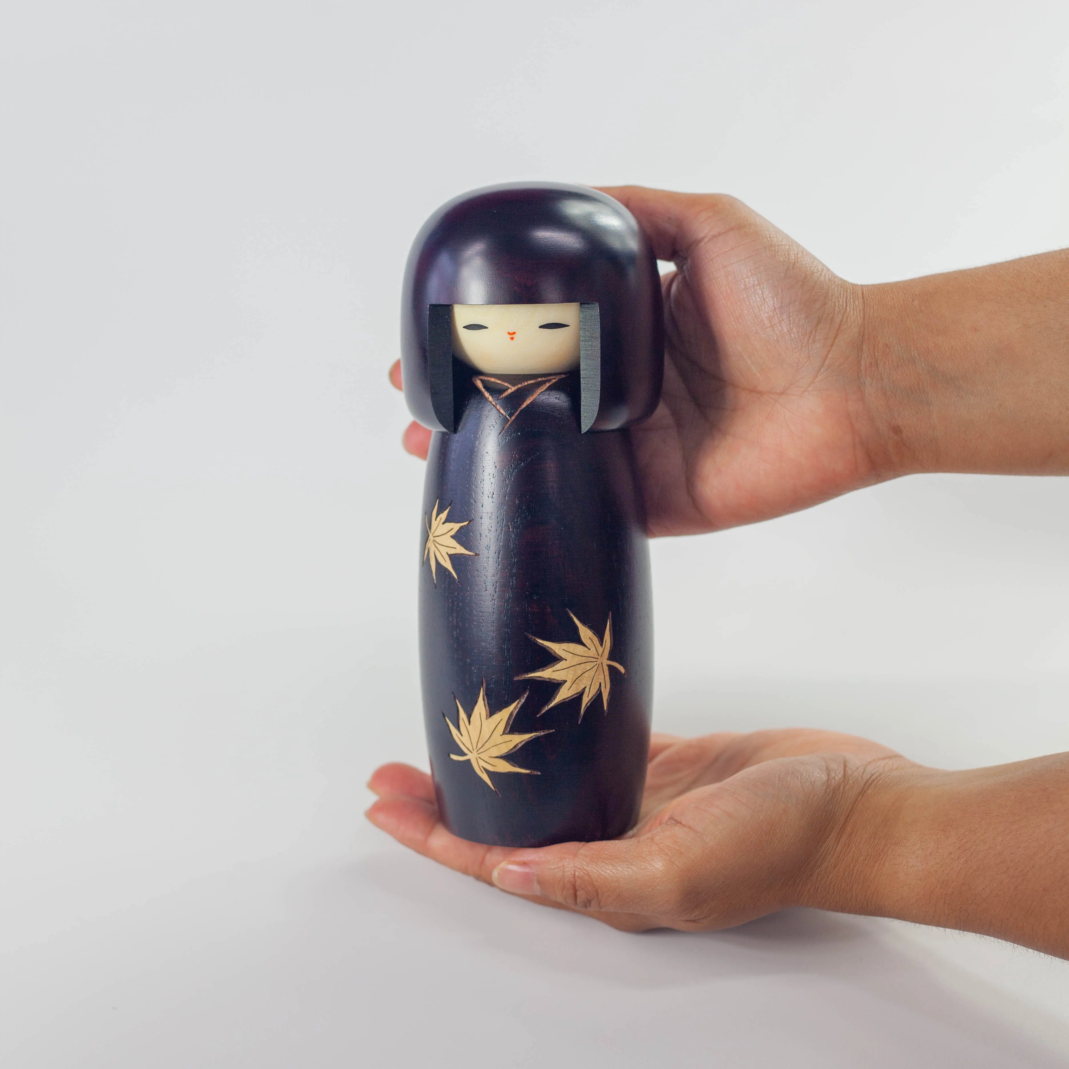 Kokeshi Wood Doll | Zôkan Momiji