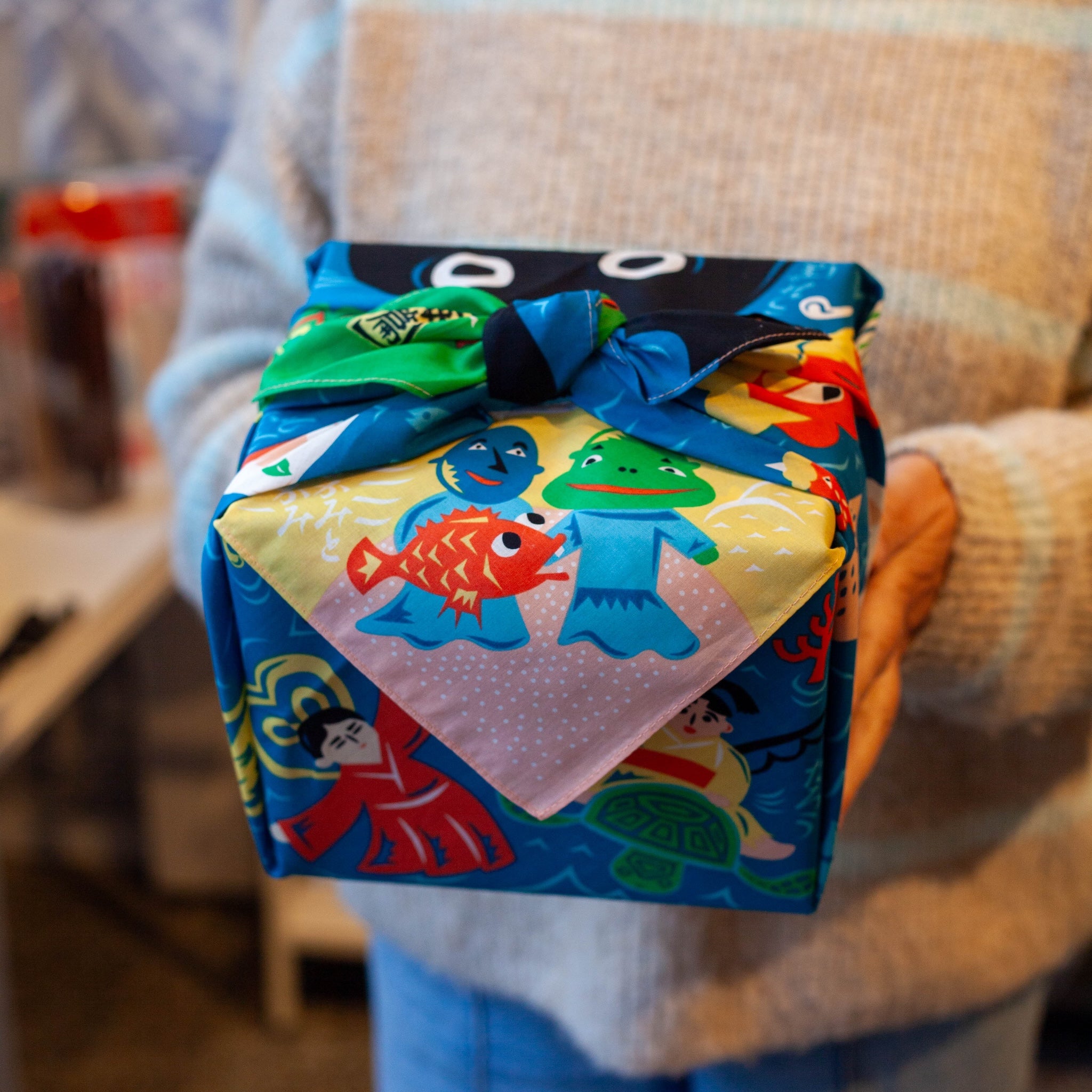 Cochae Musubi Furoshiki 70cm | Folk Tales, Sea Edition (blue)