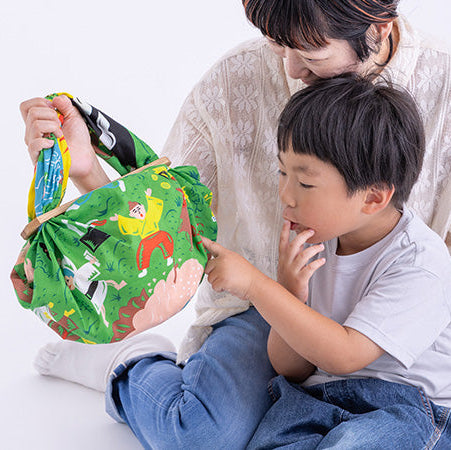 Cochae Musubi Furoshiki 70cm – Japanese Folk Tales, Mountain Green