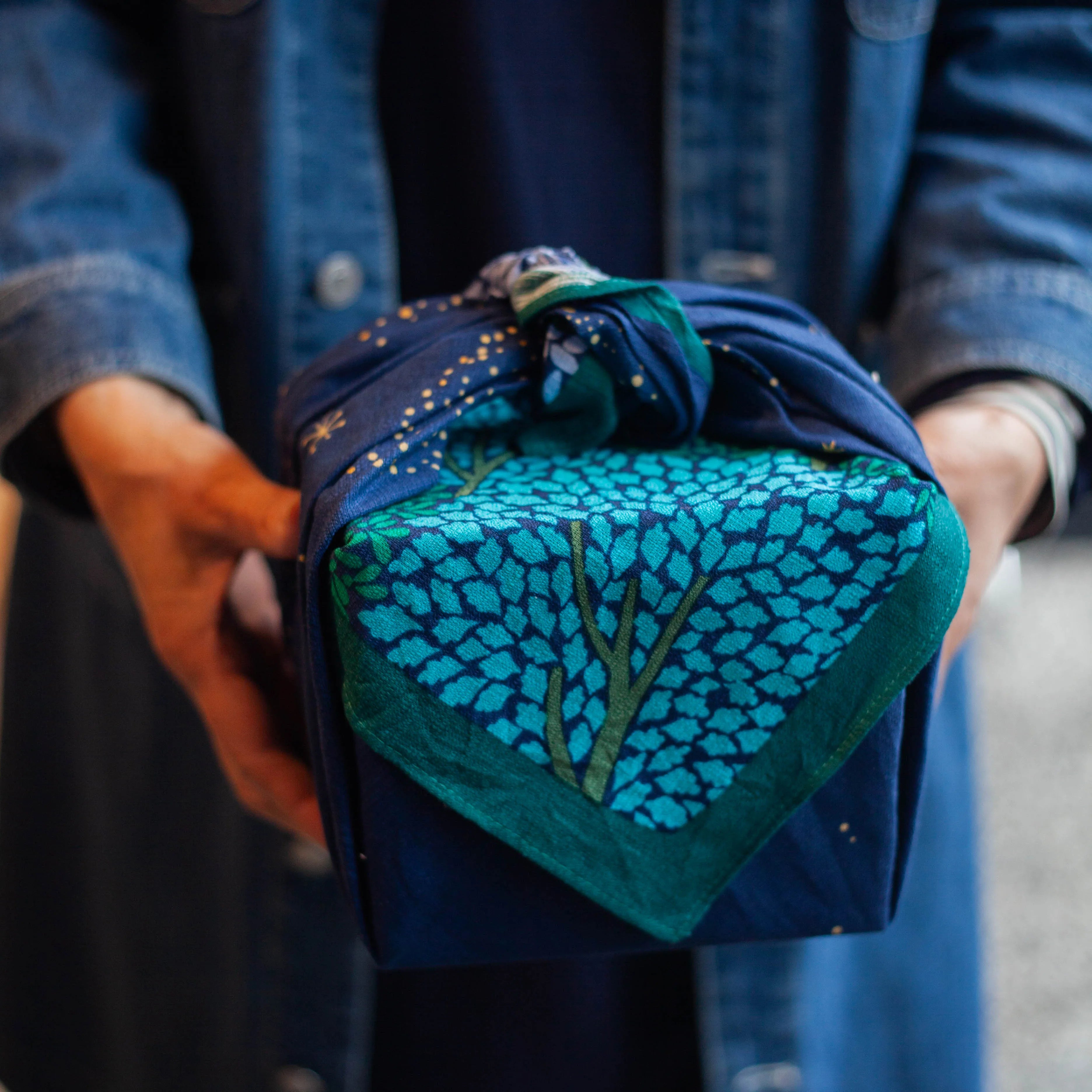 Hime Musubi Furoshiki 70cm | Star Forest (Navy)