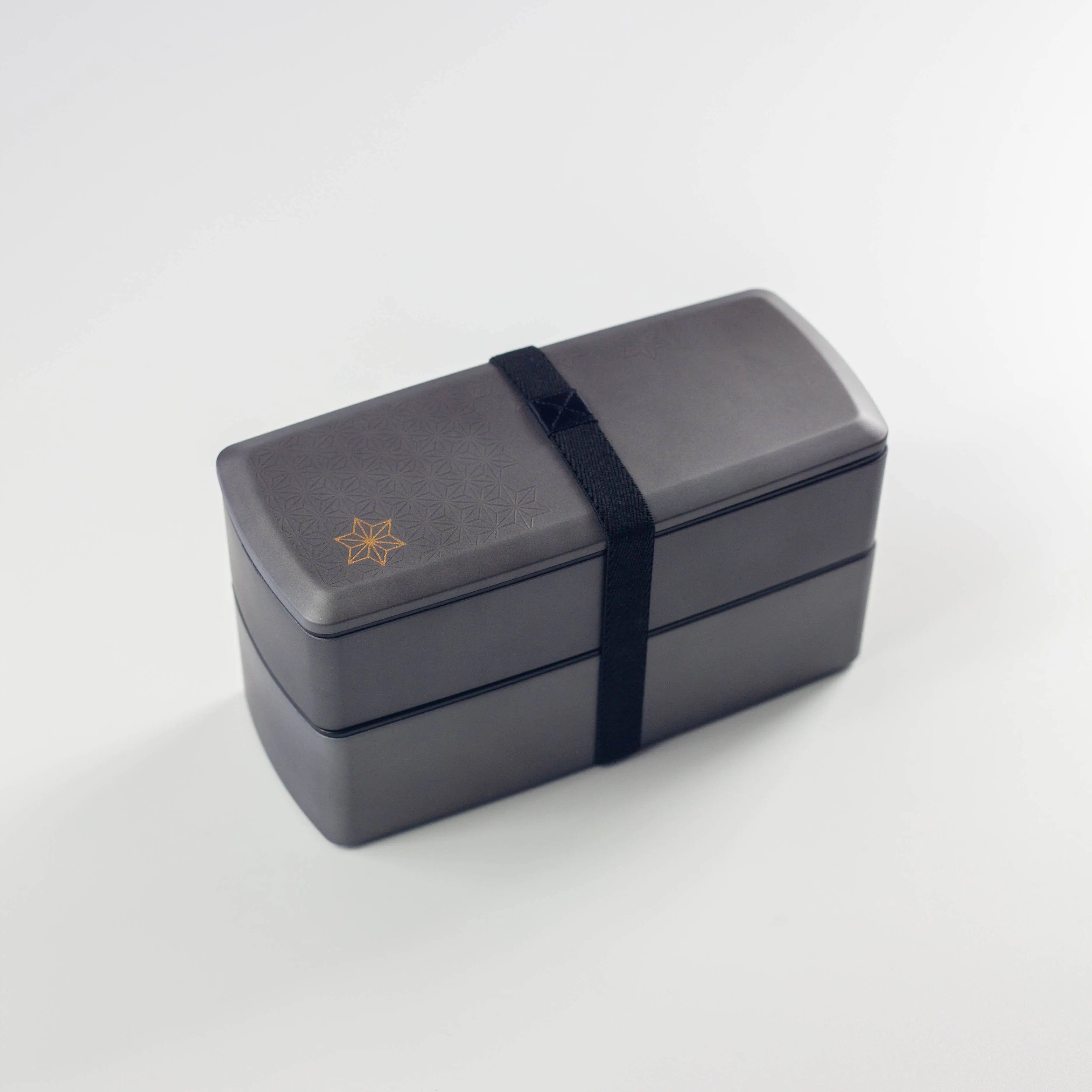 Japanische Bento-Box mit zwei Etagen