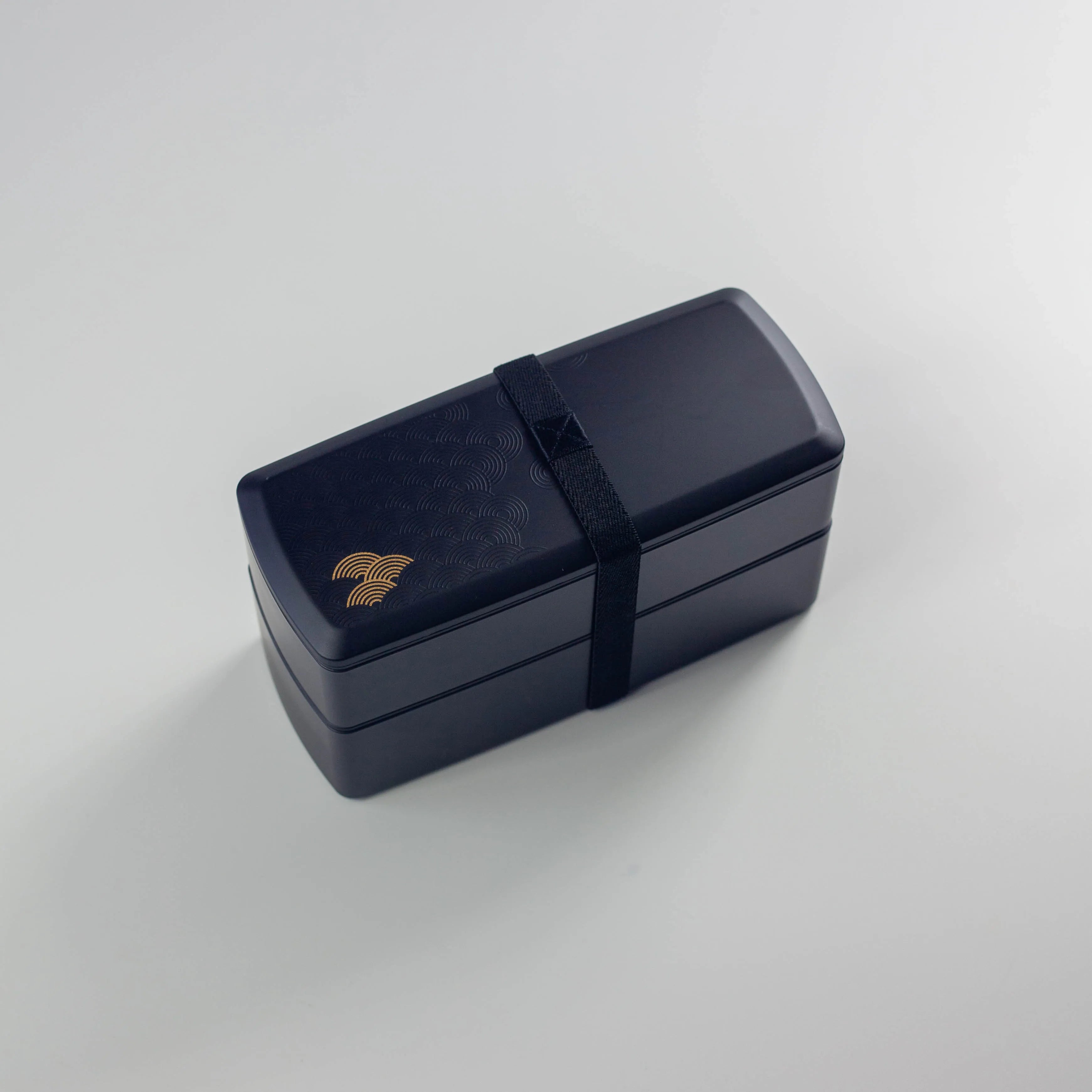 Japanische Bento-Box mit zwei Etagen