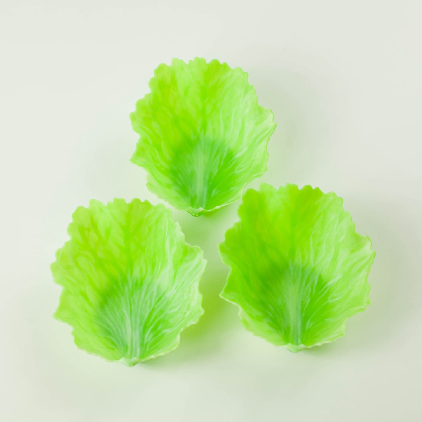 Tazas de verduras verdes | Hojas 