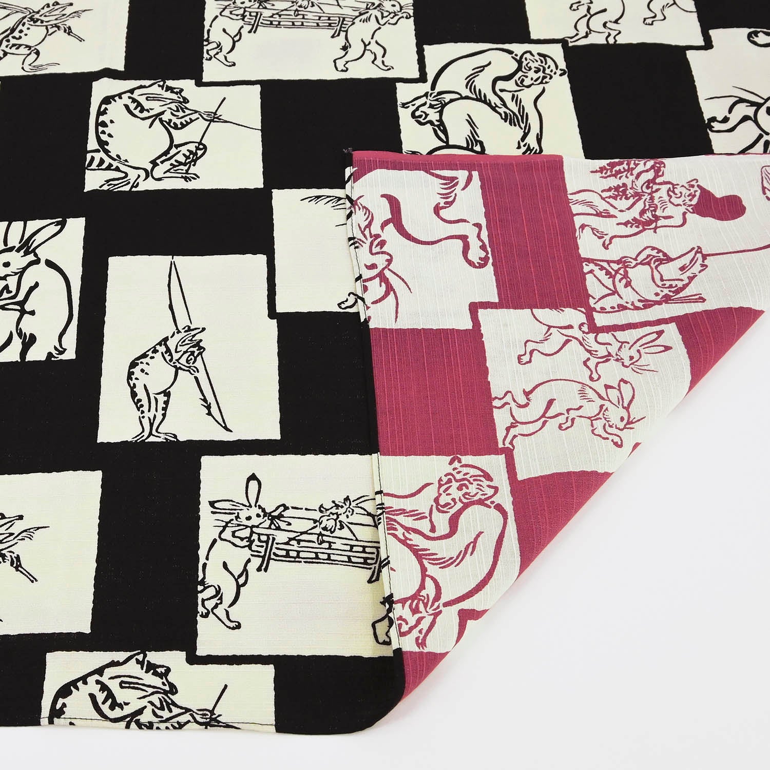 Chojyugiga Reversible Furoshiki 50cm | Black & Pink