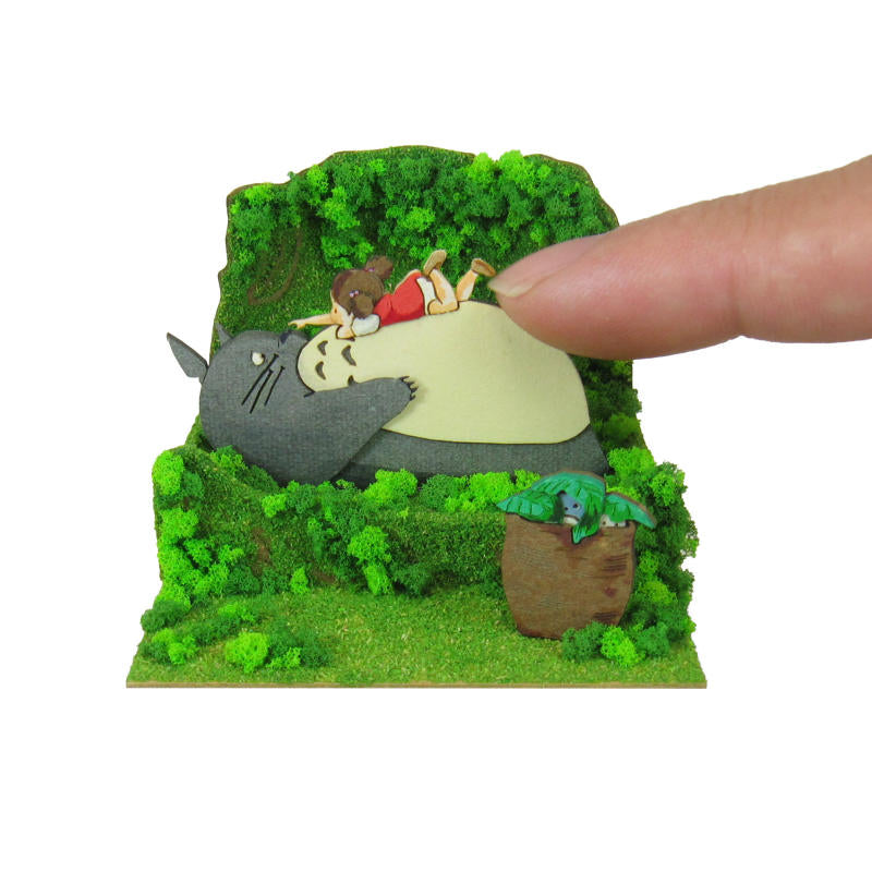 Miniatuart | My Neighbor Totoro: Totoro and Mei