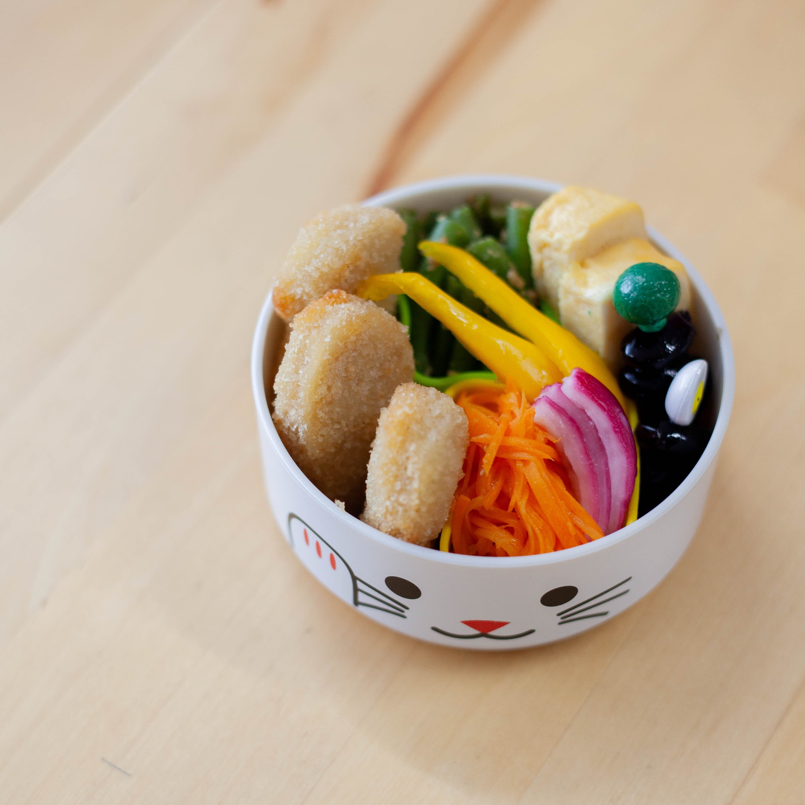Kokeshi Bento Box | Maneki Neko Black