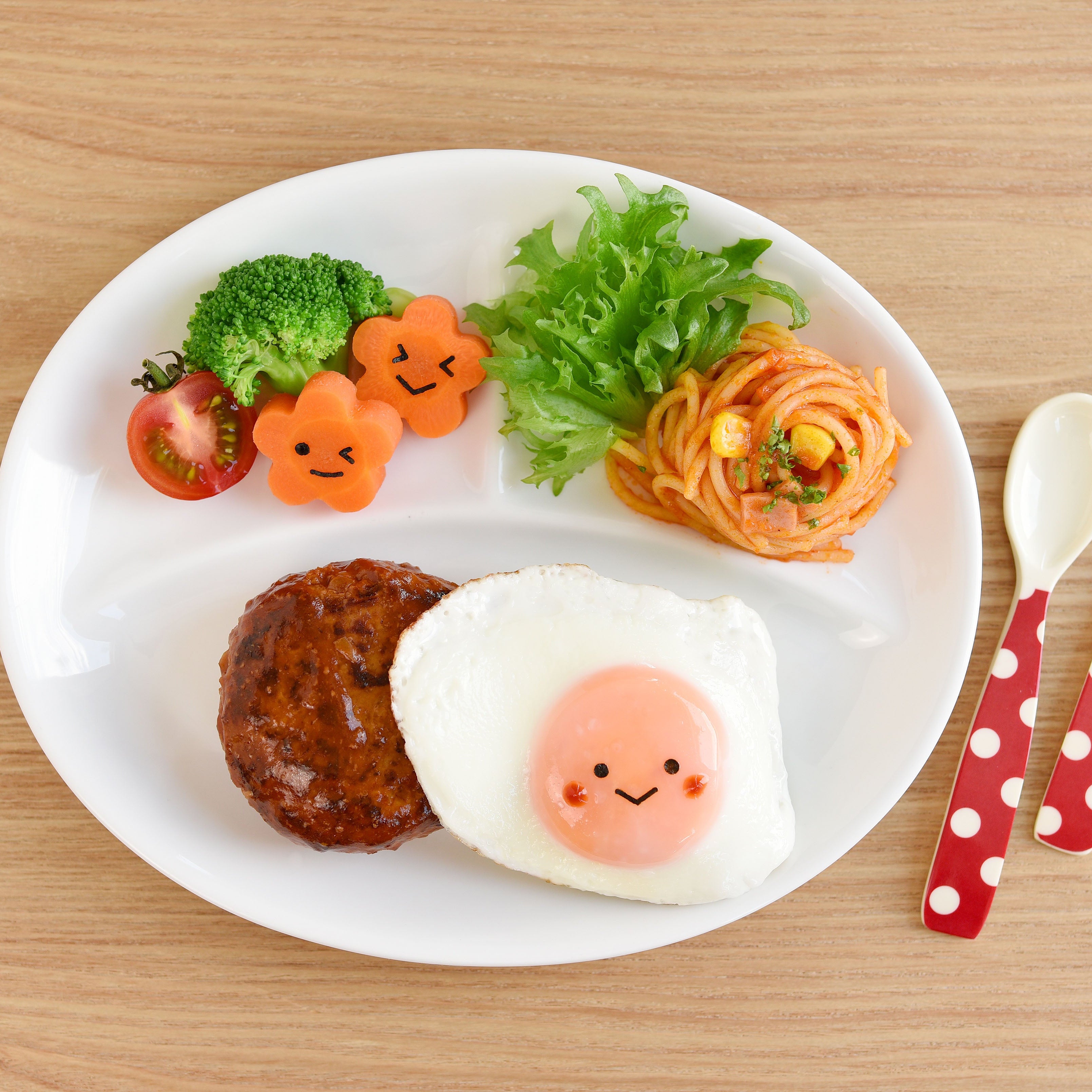 Children's lunch plate with an egg