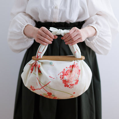 Koyomi Chirimen Furoshiki 68cm | Blumenstrauß