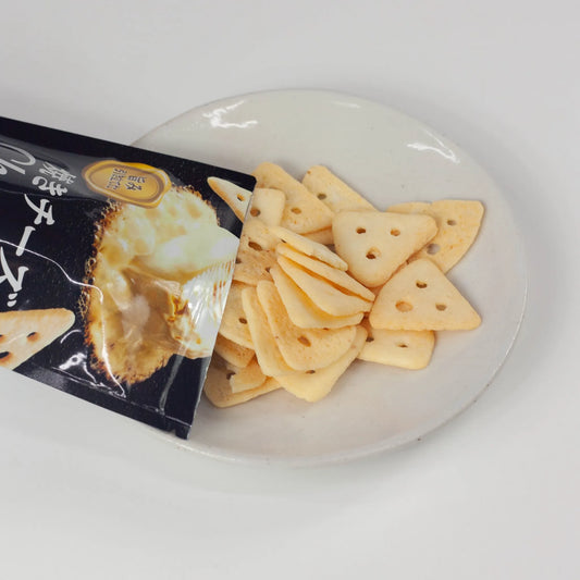 Cheeza Camembert Cheese Crackers (32g)