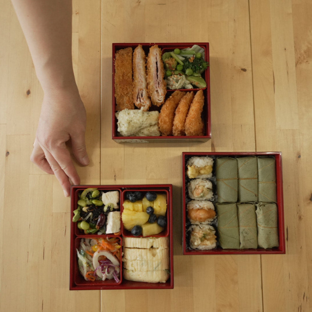 Caja de picnic de tres niveles Ojyu, mediana | Roja (15 cm) 
