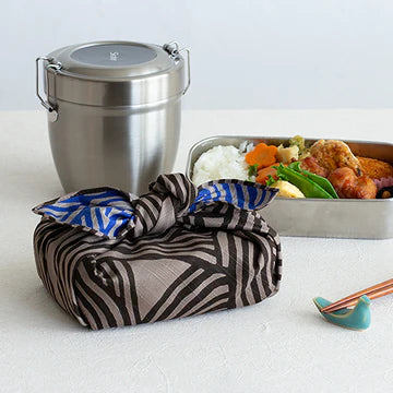 Isa Monyo Reversible Furoshiki 48cm | Knotengrau und Blau 