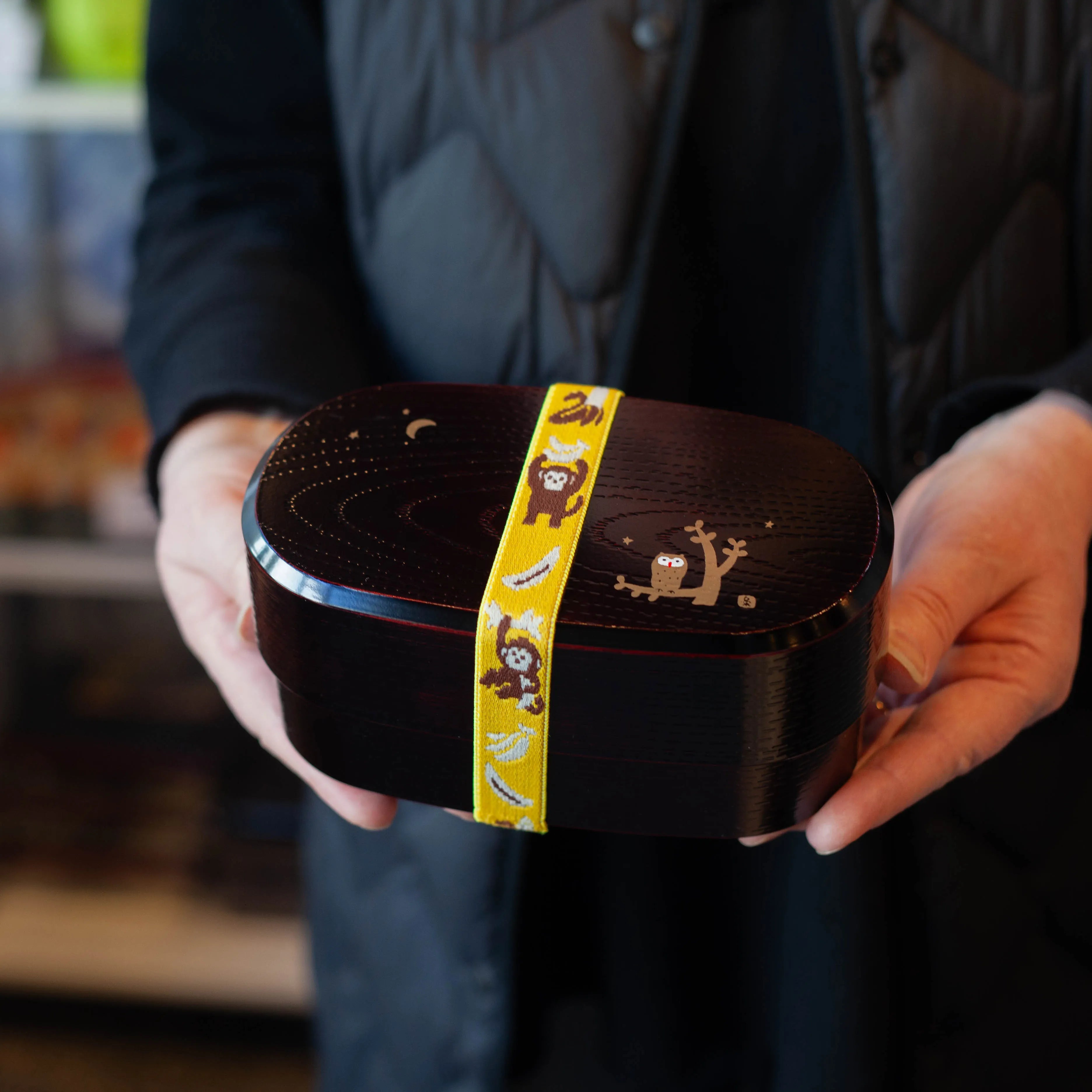 Lunch Band Musubi | 27 cm Saru & Banana