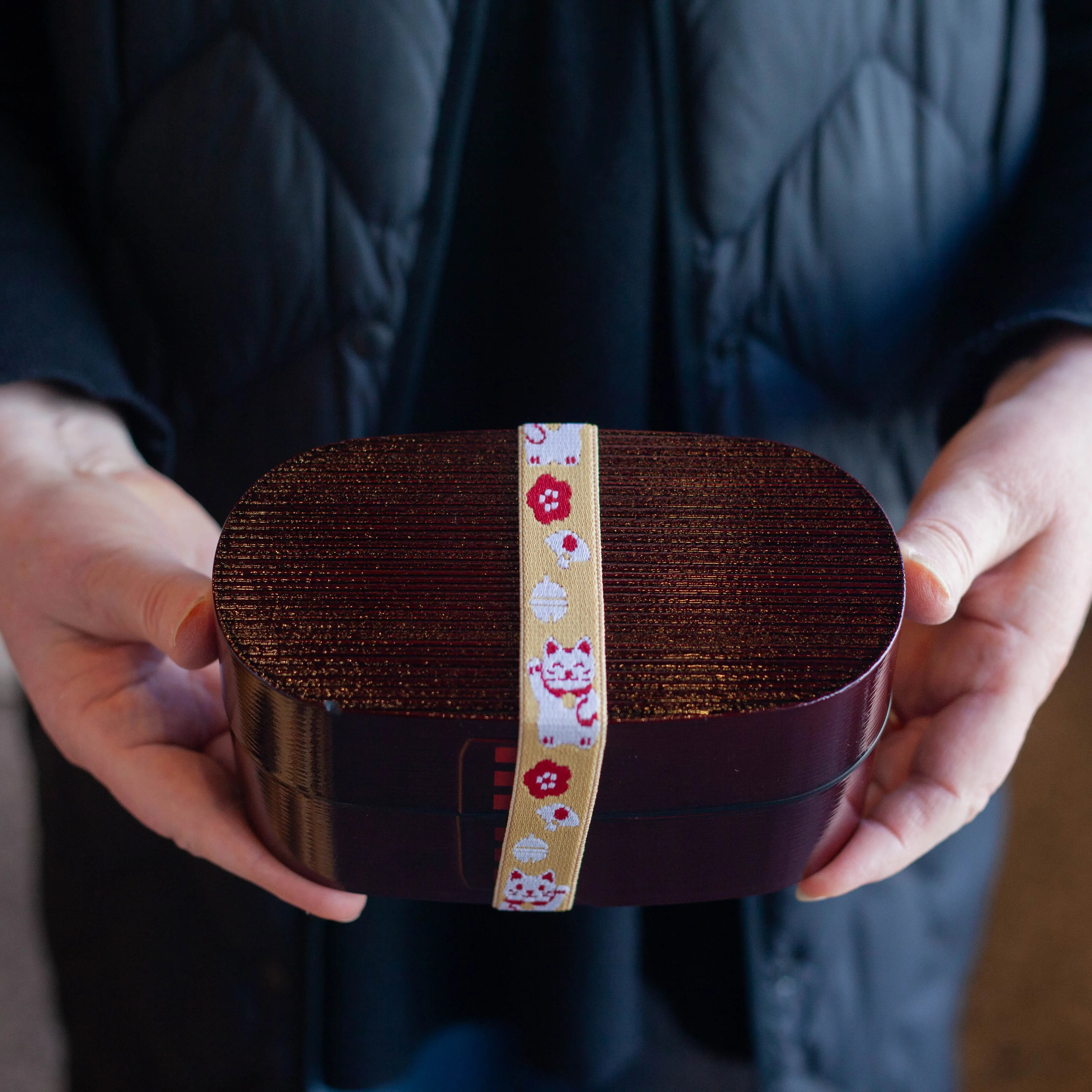 Banda de almuerzo Musubi | Maneki-Neko de 27cm