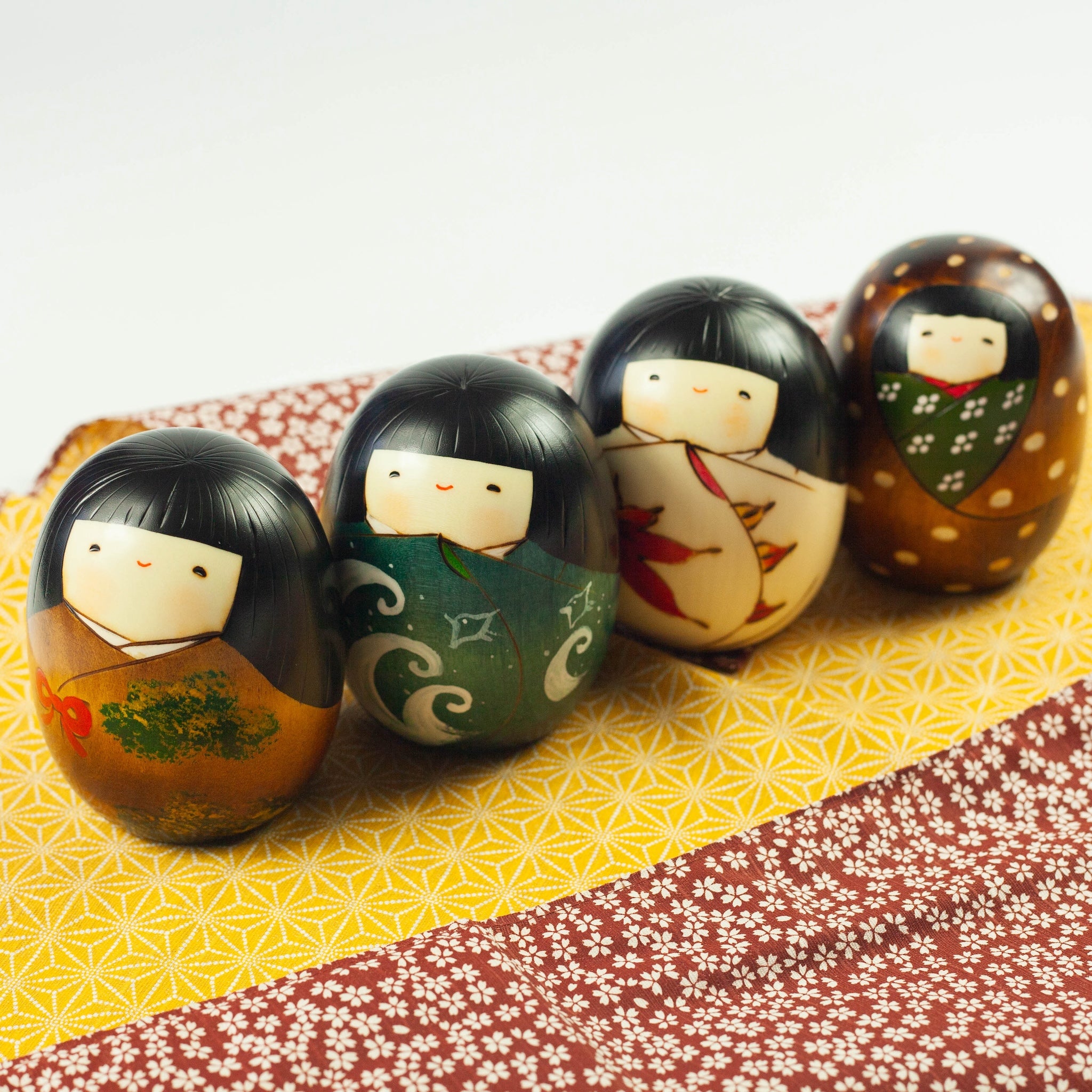 Kokeshi Holzpuppe | Vier Jahreszeiten Set 