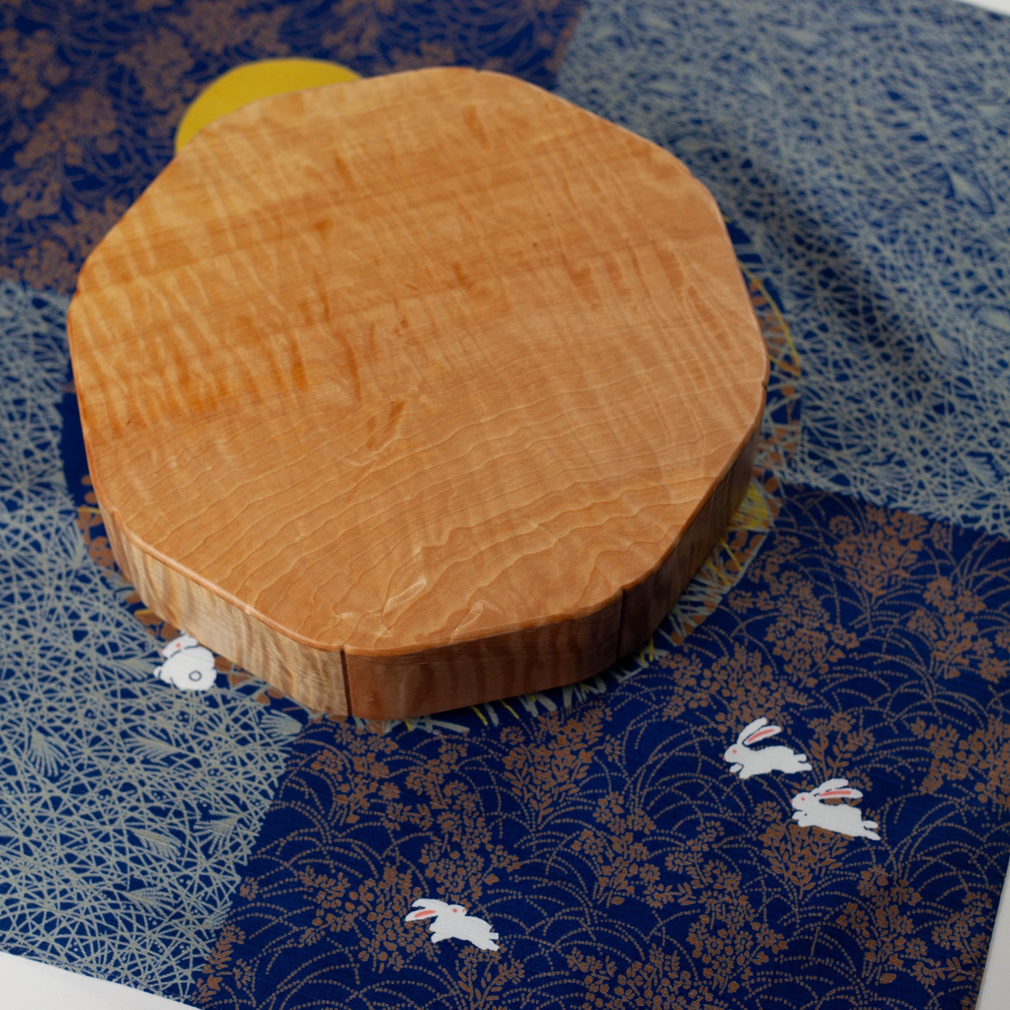 Miyama Octagonal Bento 390 | Tochi