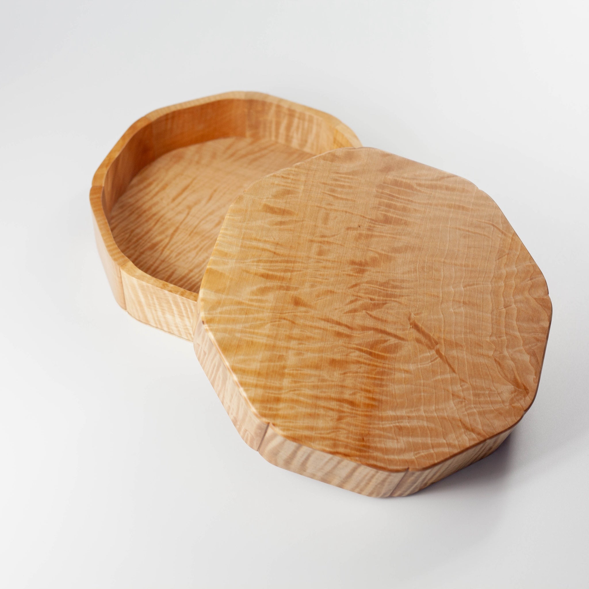 Miyama Octagonal Bento 390 | Tochi