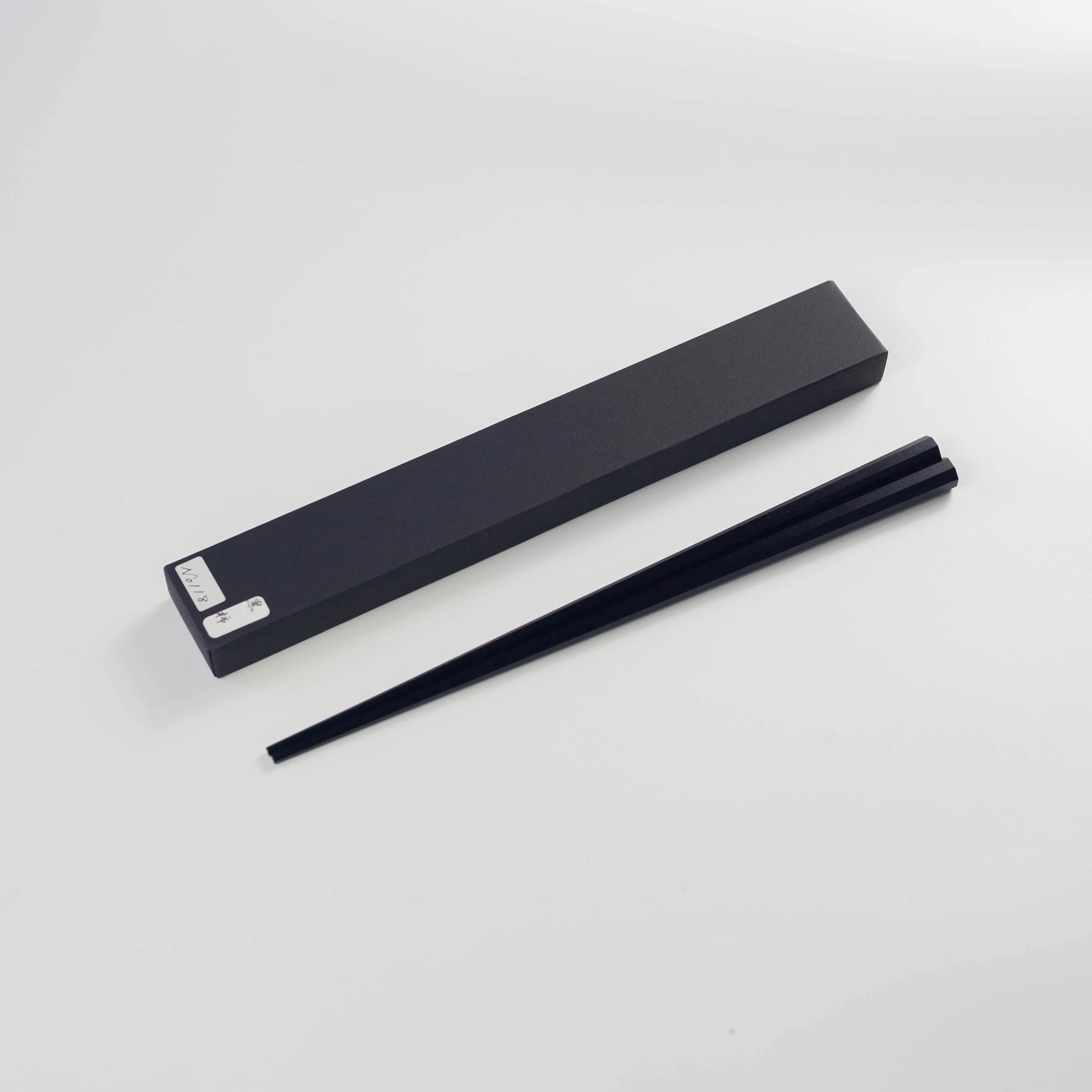 Miyama Octagon Chopsticks 118 | Kokutan