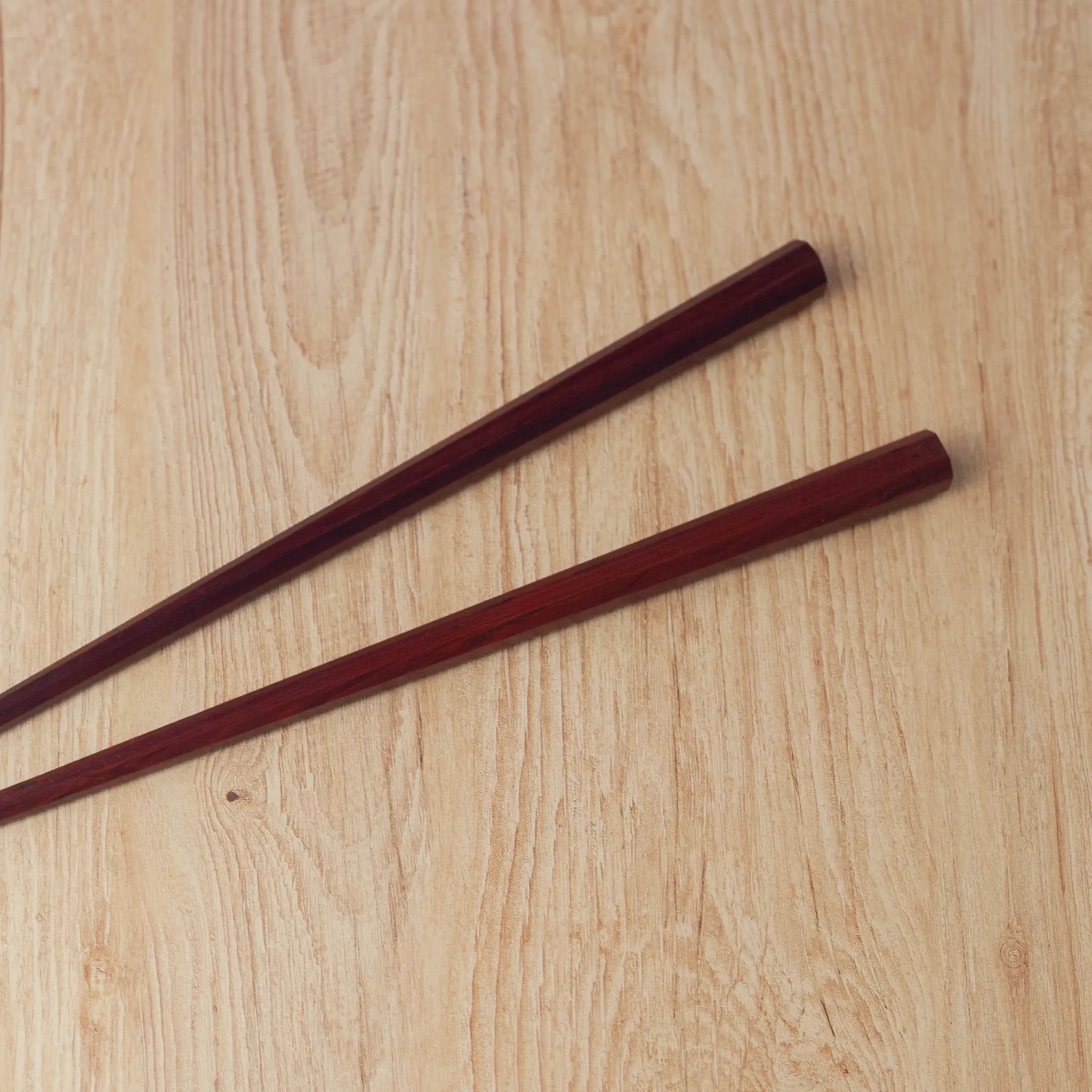 Miyama Octagon Chopsticks 98 | Benishitan