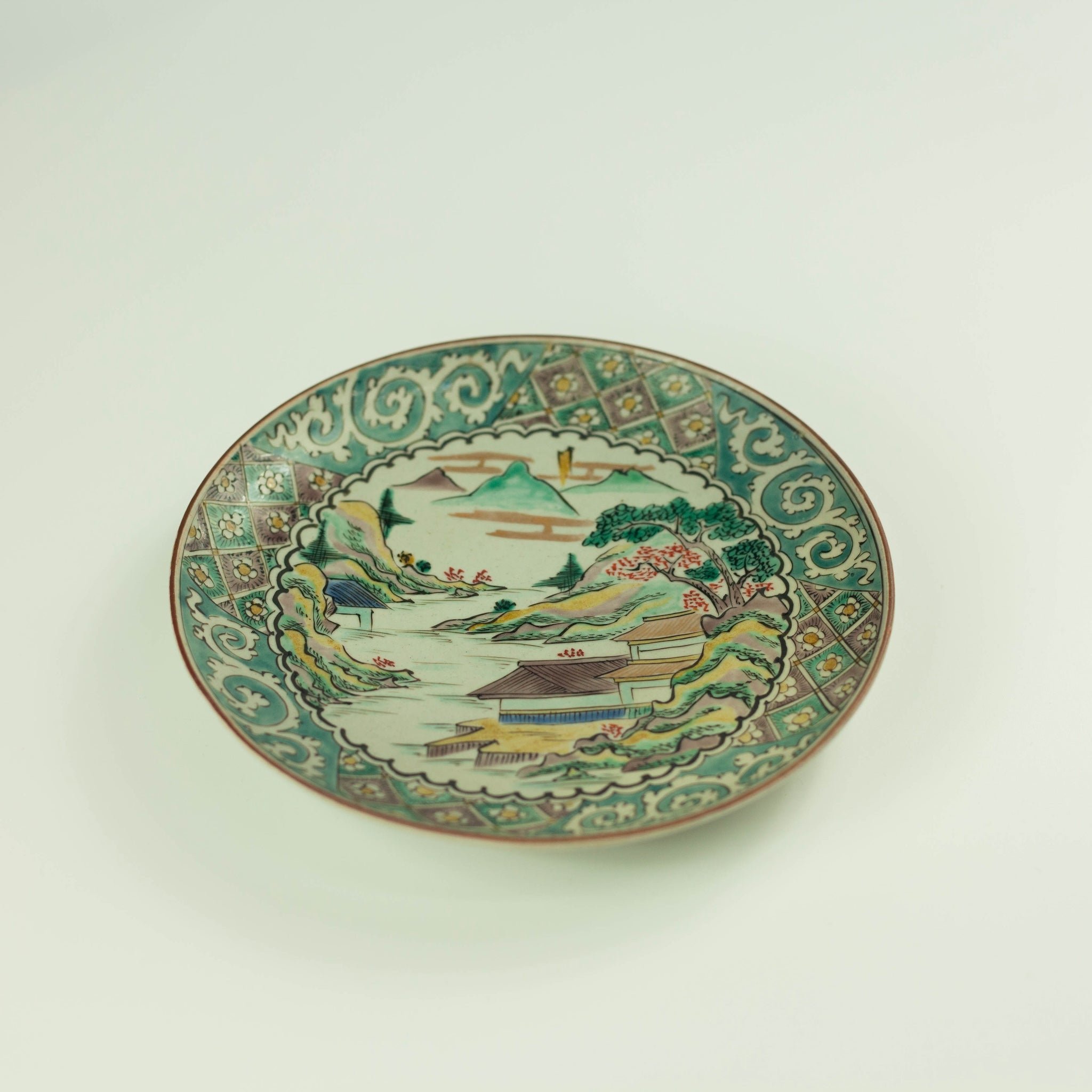 Placa Kutaniyaki de la era Meiji de 1900