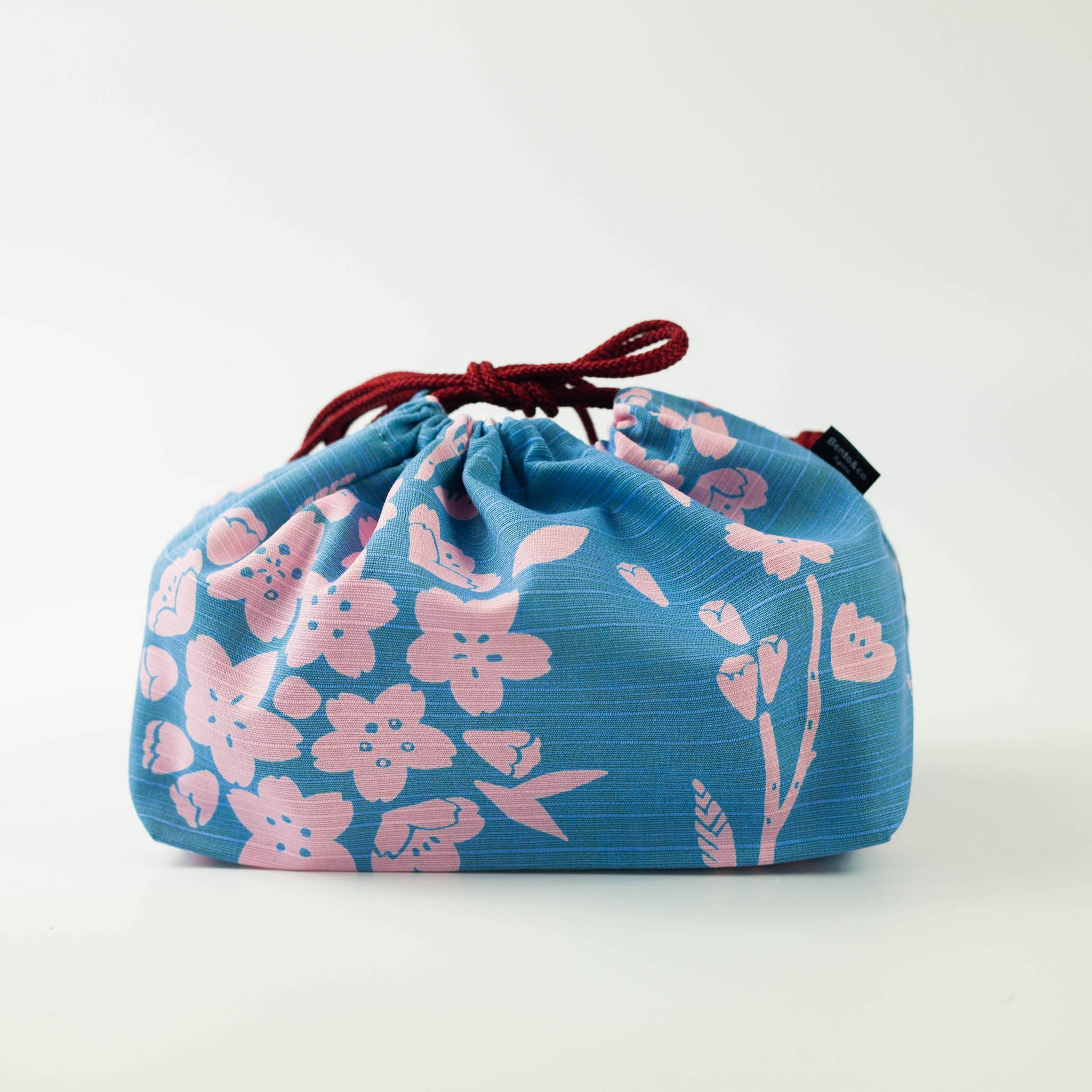 Green Hemp Leaf Furoshiki Wrapping Cloth Strawberry Bag 27in | MUSUBI KILN  | Handmade Japanese Tableware and Japanese Dinnerware