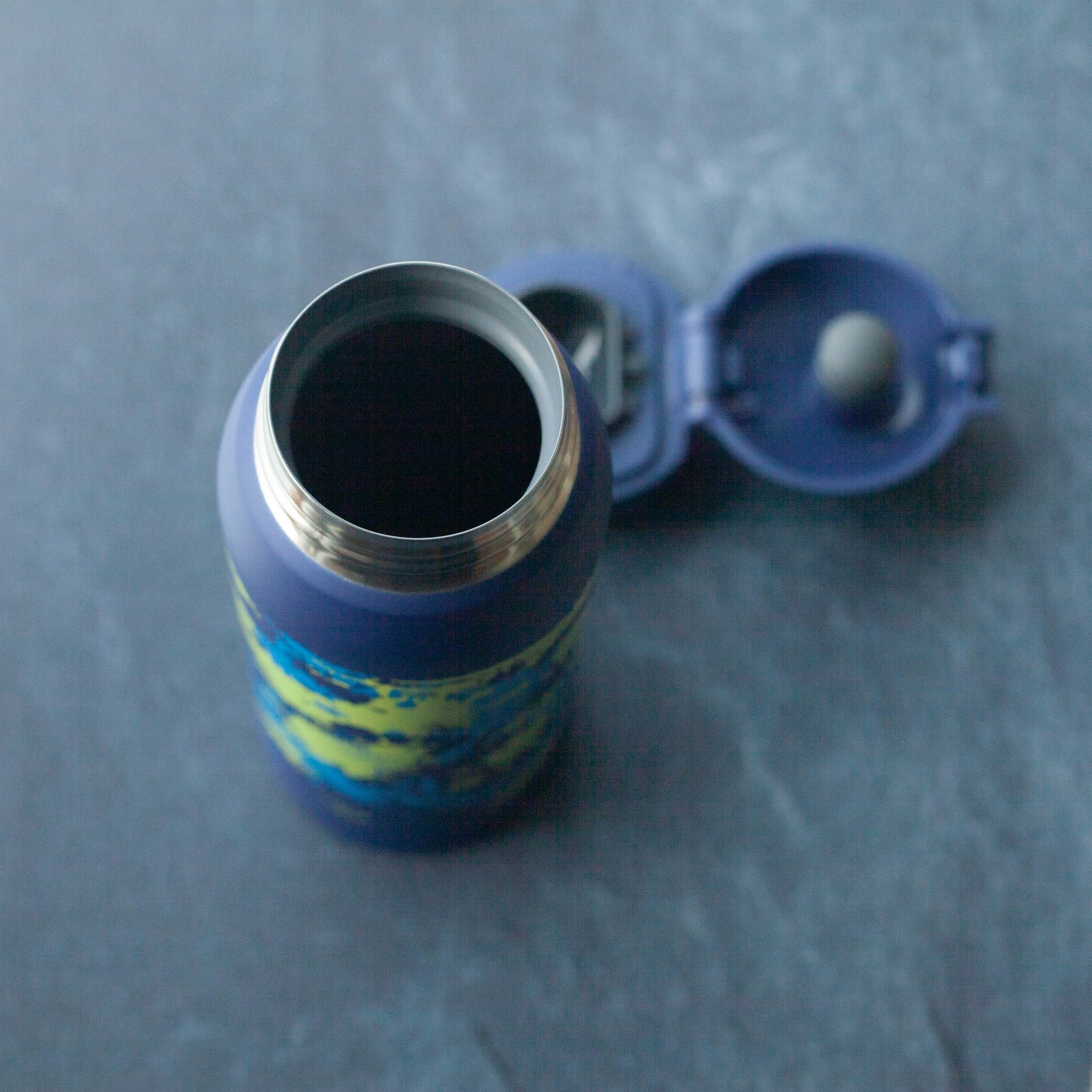 Auslaufsichere Wasserflasche aus Edelstahl von Zojirushi (480 ml)