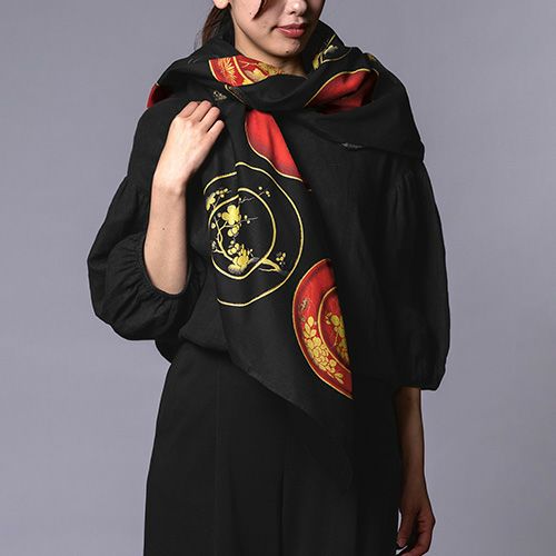 Setsugekka Wan Furoshiki 120cm used as a shawl