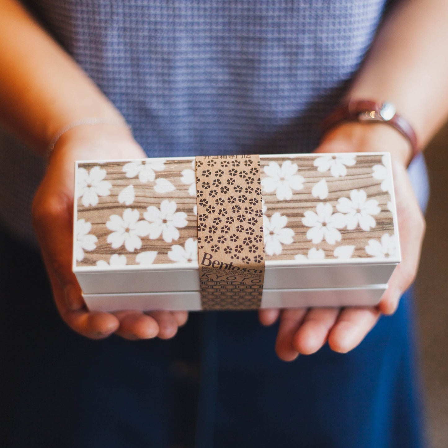 Sakura Mokume Two Tier Slim Bento Box | White by Hakoya - Bento&co Japanese Bento Lunch Boxes and Kitchenware Specialists