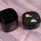 Bote de té negro Usagi Hills | Pequeño (300 ml)