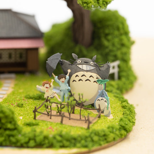 Ghibli Miniatur-Diorama | Eine ganze Menge Totoro 