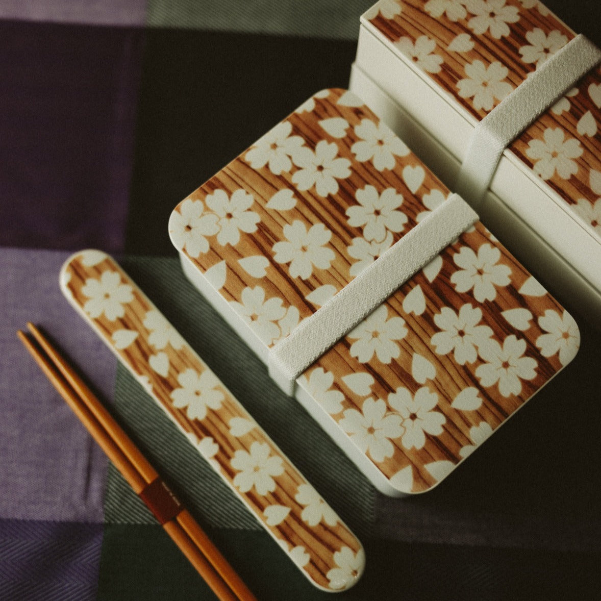 Sakura Mokume One Tier Bento Box | White 600mL
